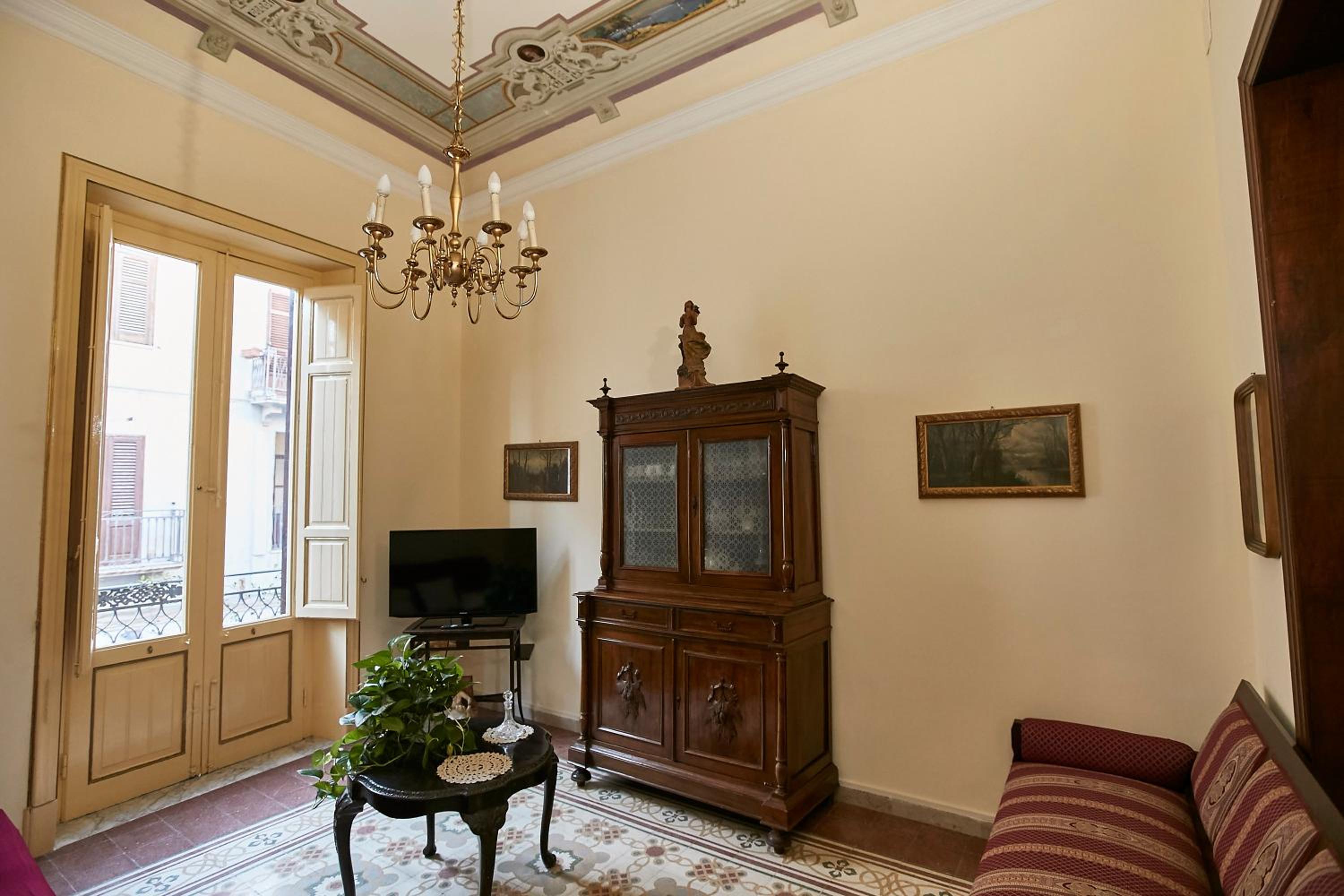 Two-Bedroom Apartment - Photo 35