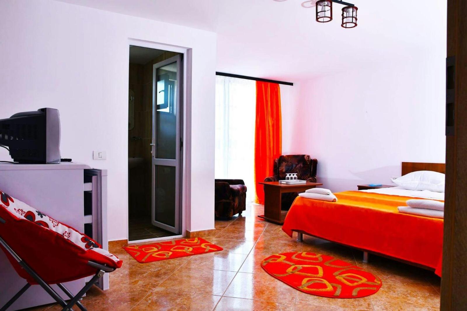 Triple Room - Photo 2