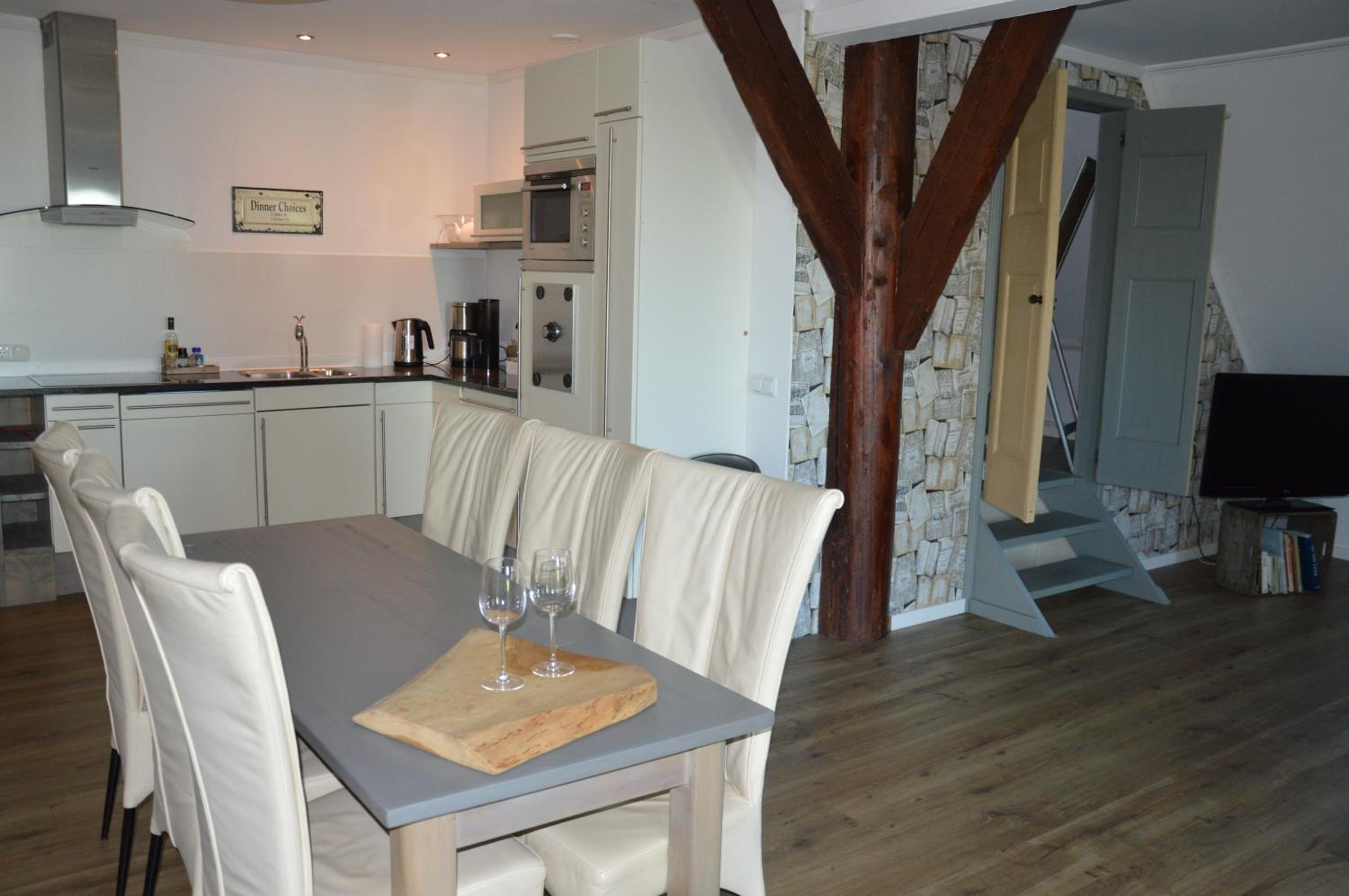 One-Bedroom Apartment with Sauna and Balcony and Views photo 3