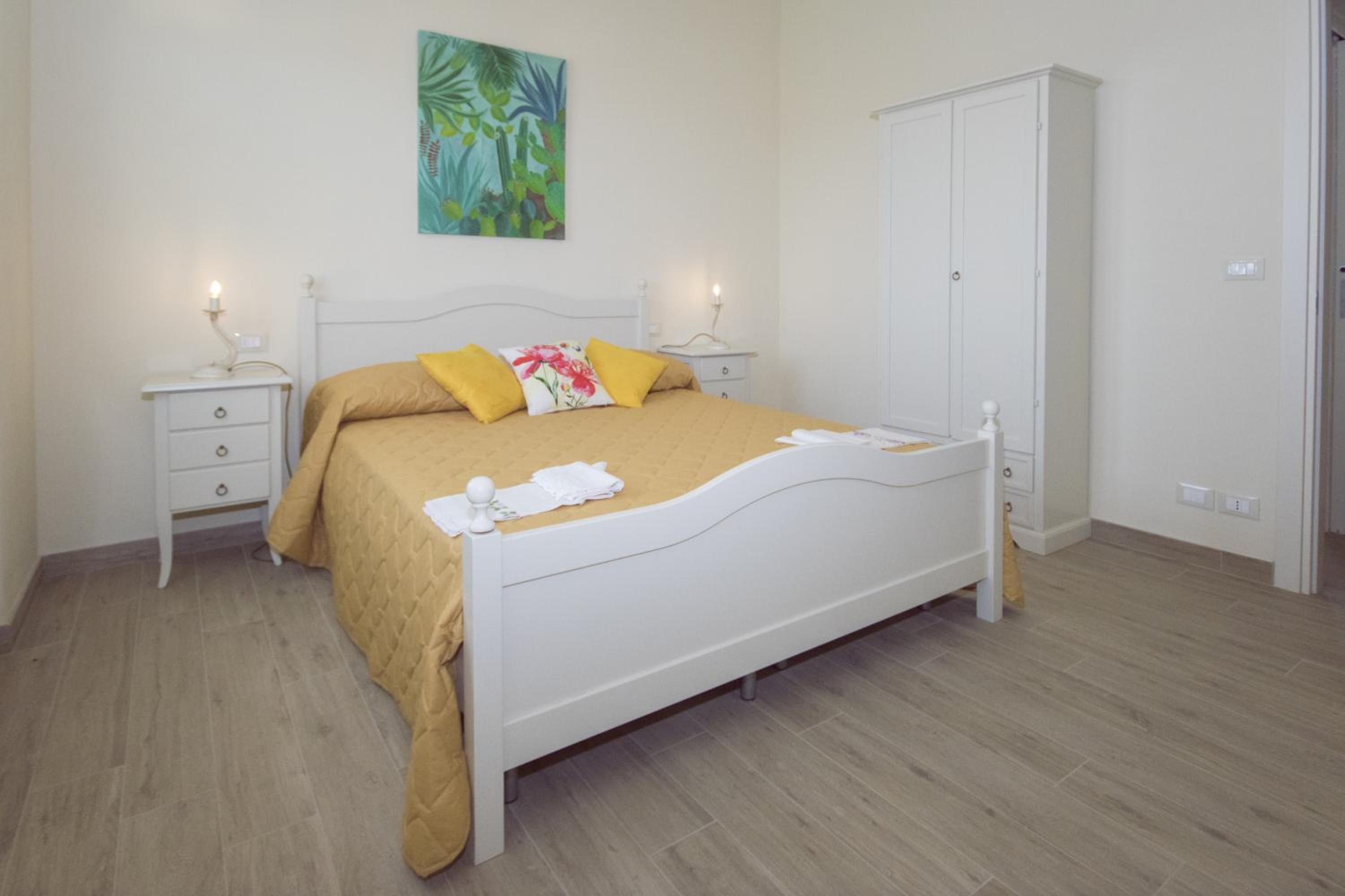 Two-Bedroom House photo 2