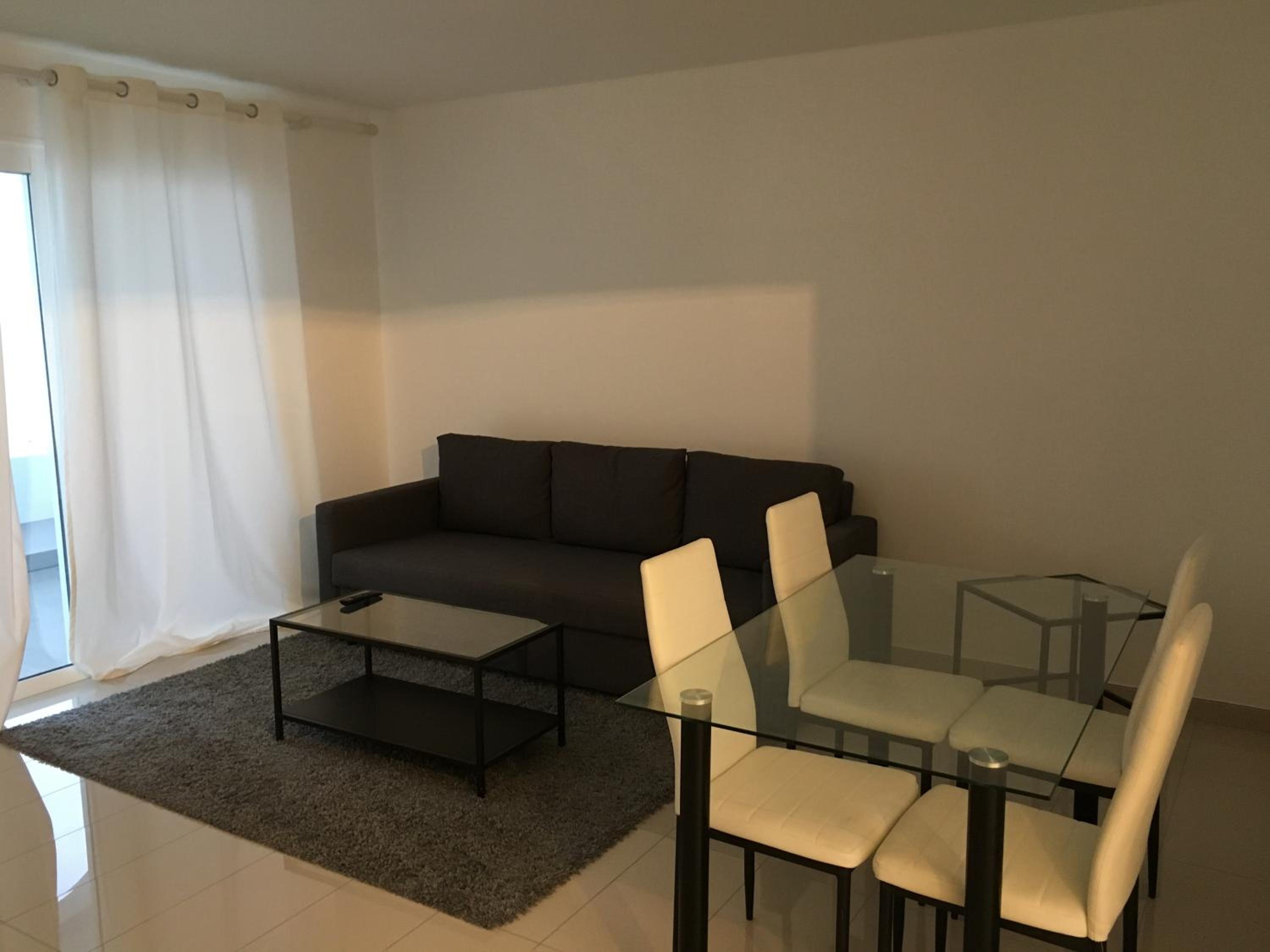 Apartamento de una habitación con vista al mar