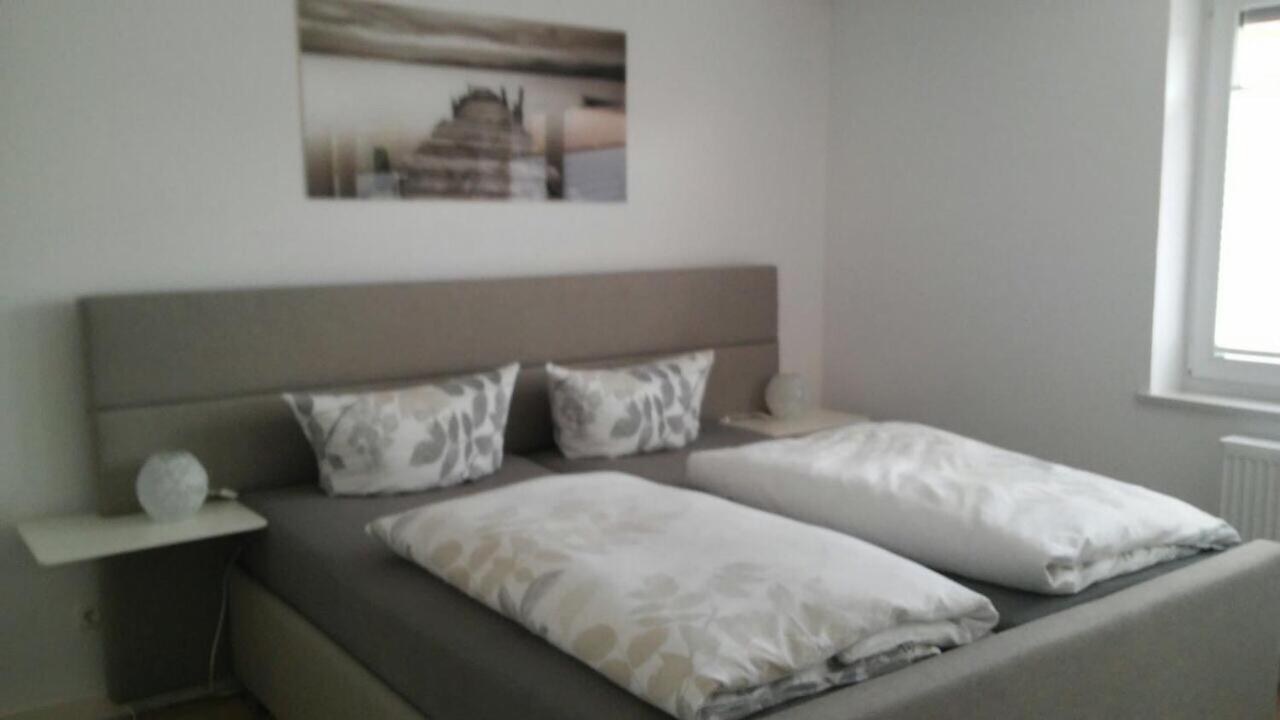 Apartment with Balcony photo 3