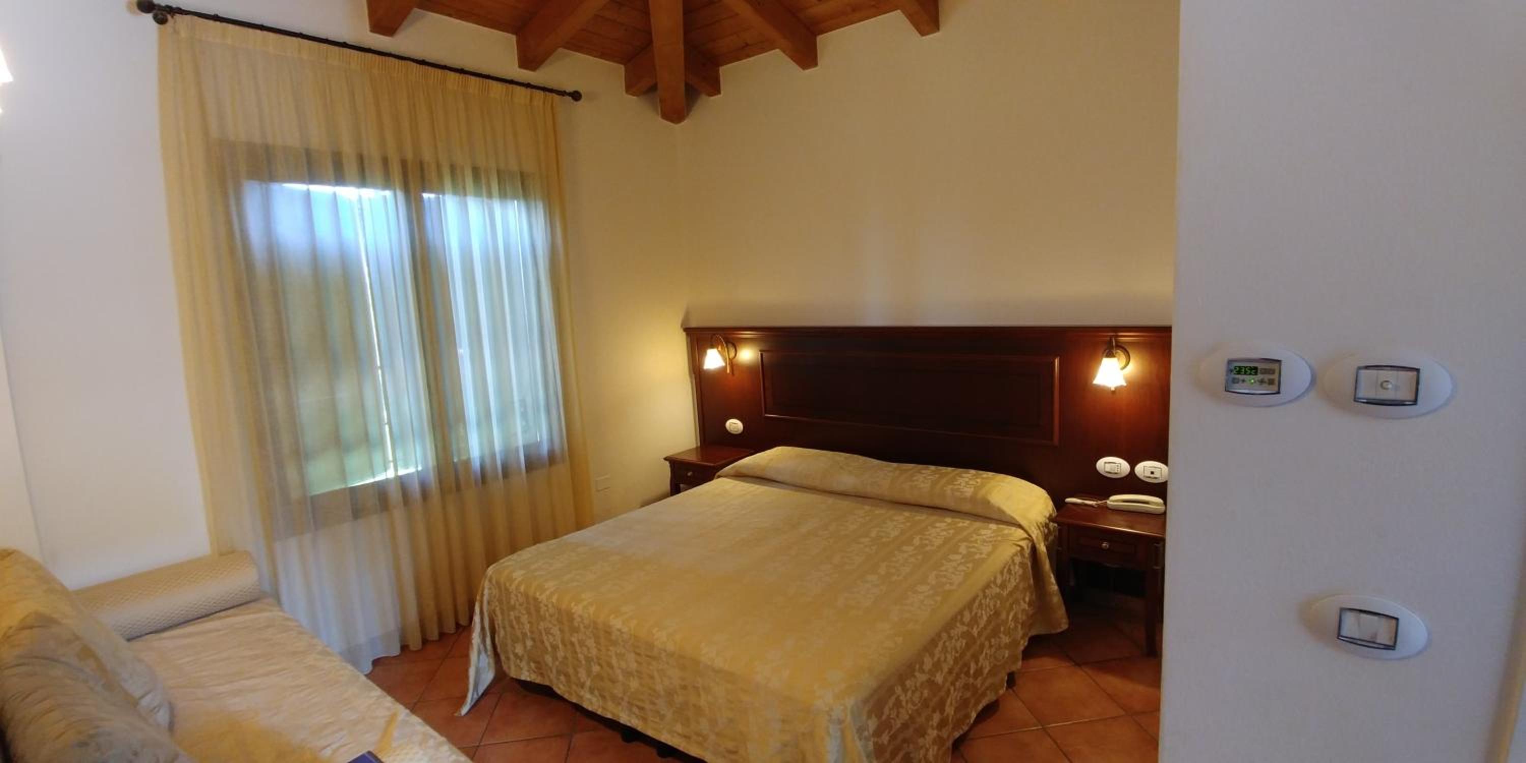 Double Room photo 2