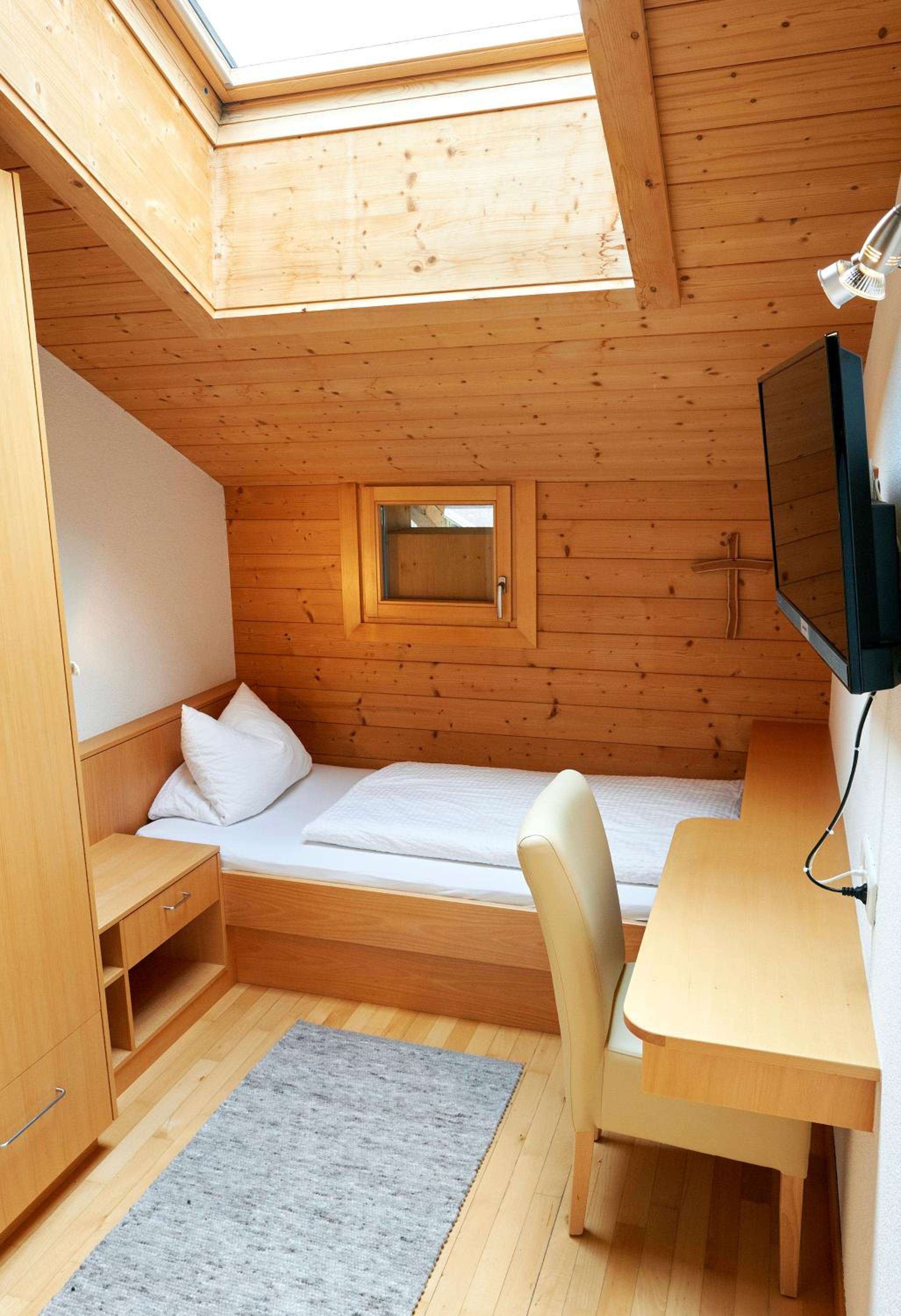 Single Room photo 1