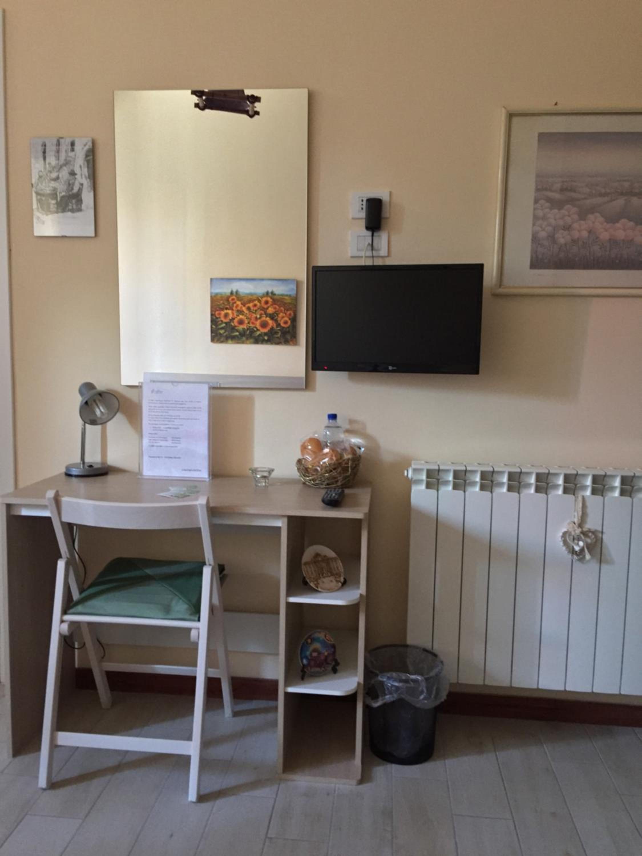 Double Room - Photo 22