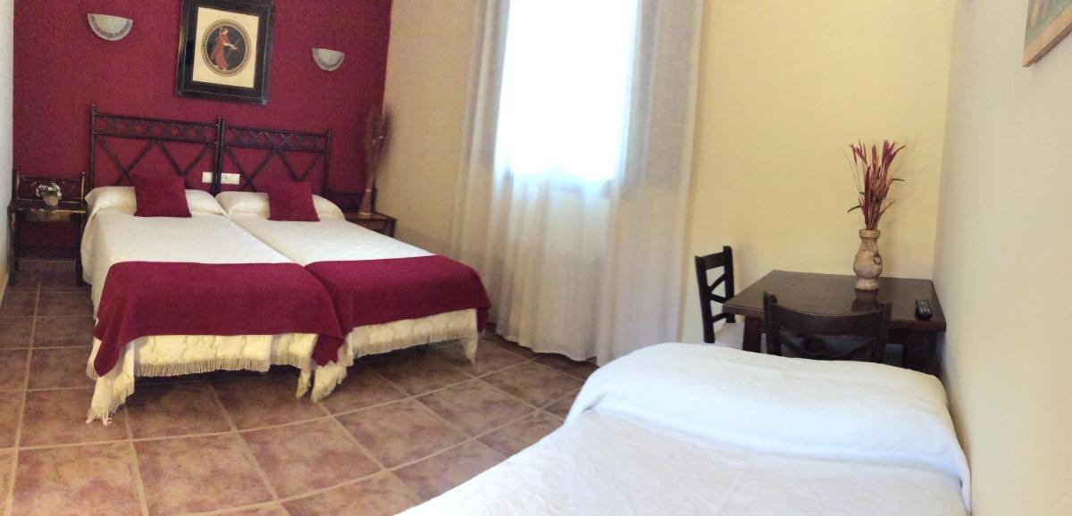 Budget Triple Room photo 1