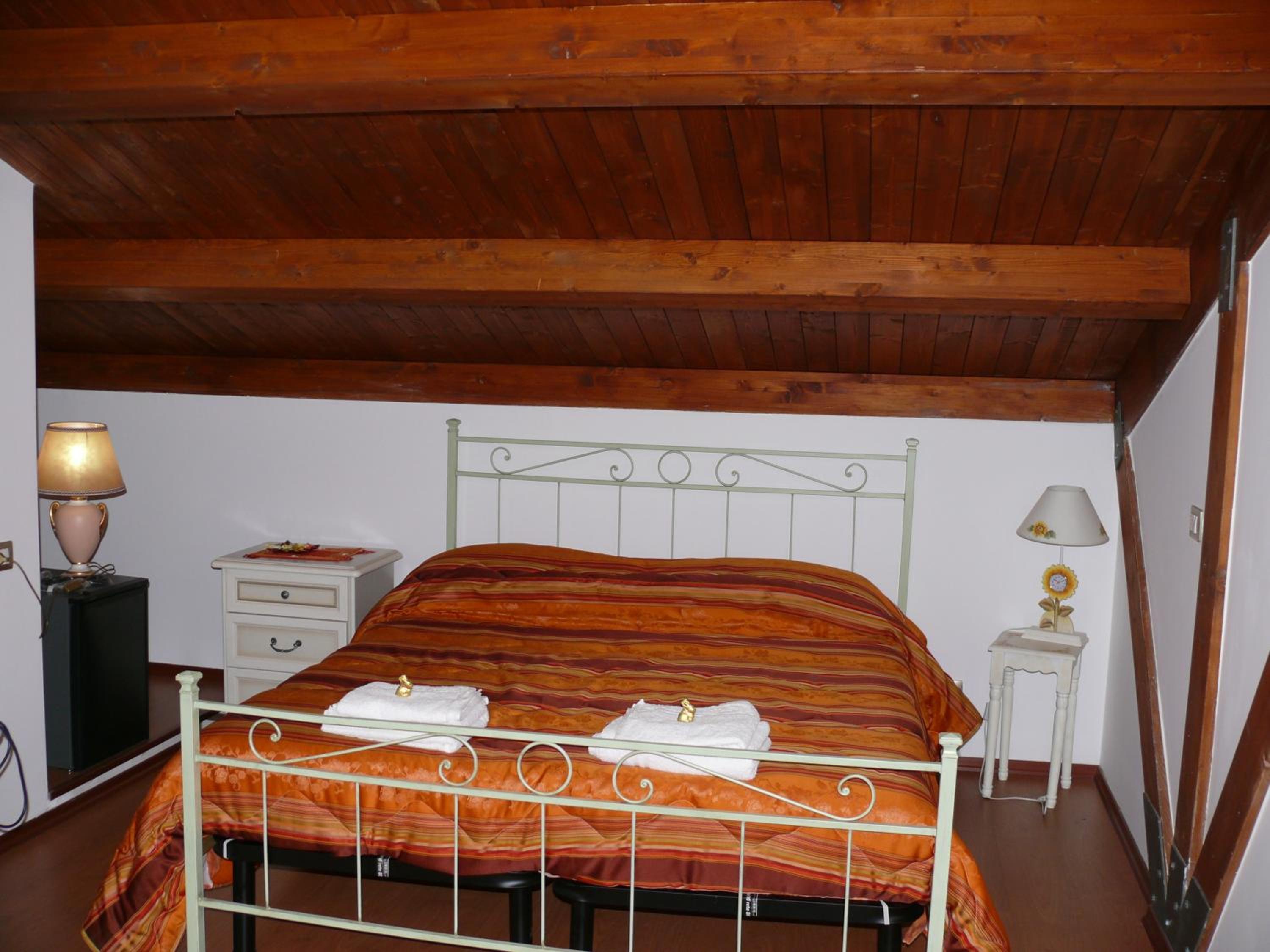 Double or Twin Room photo 3