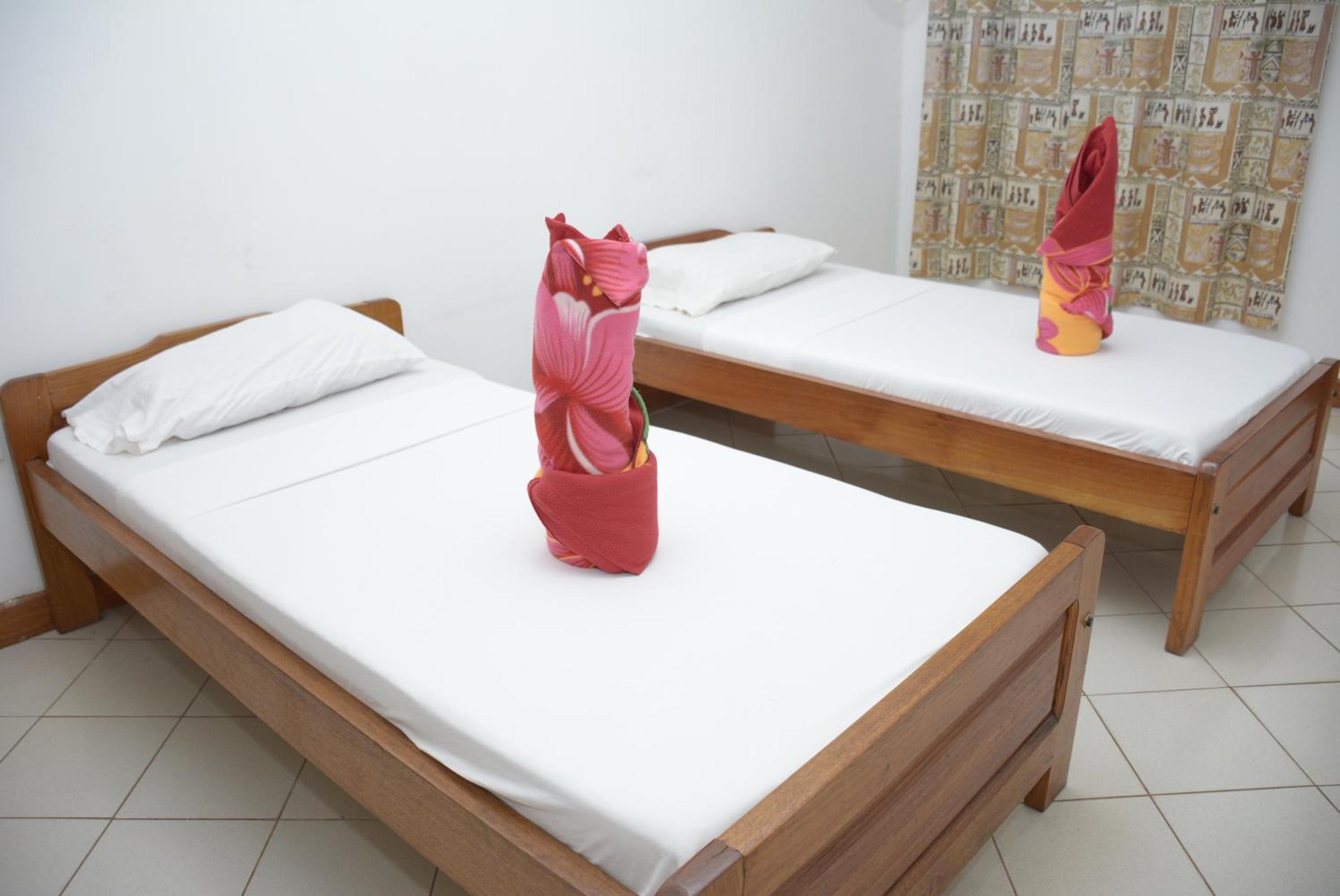 Standard Twin Room - Photo 5