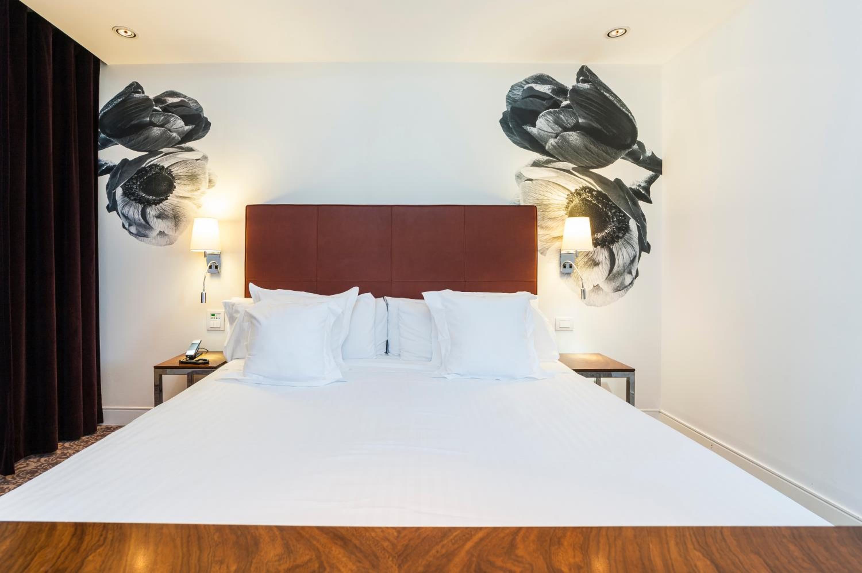 Standard Double Room (1-2 Adults) photo 2