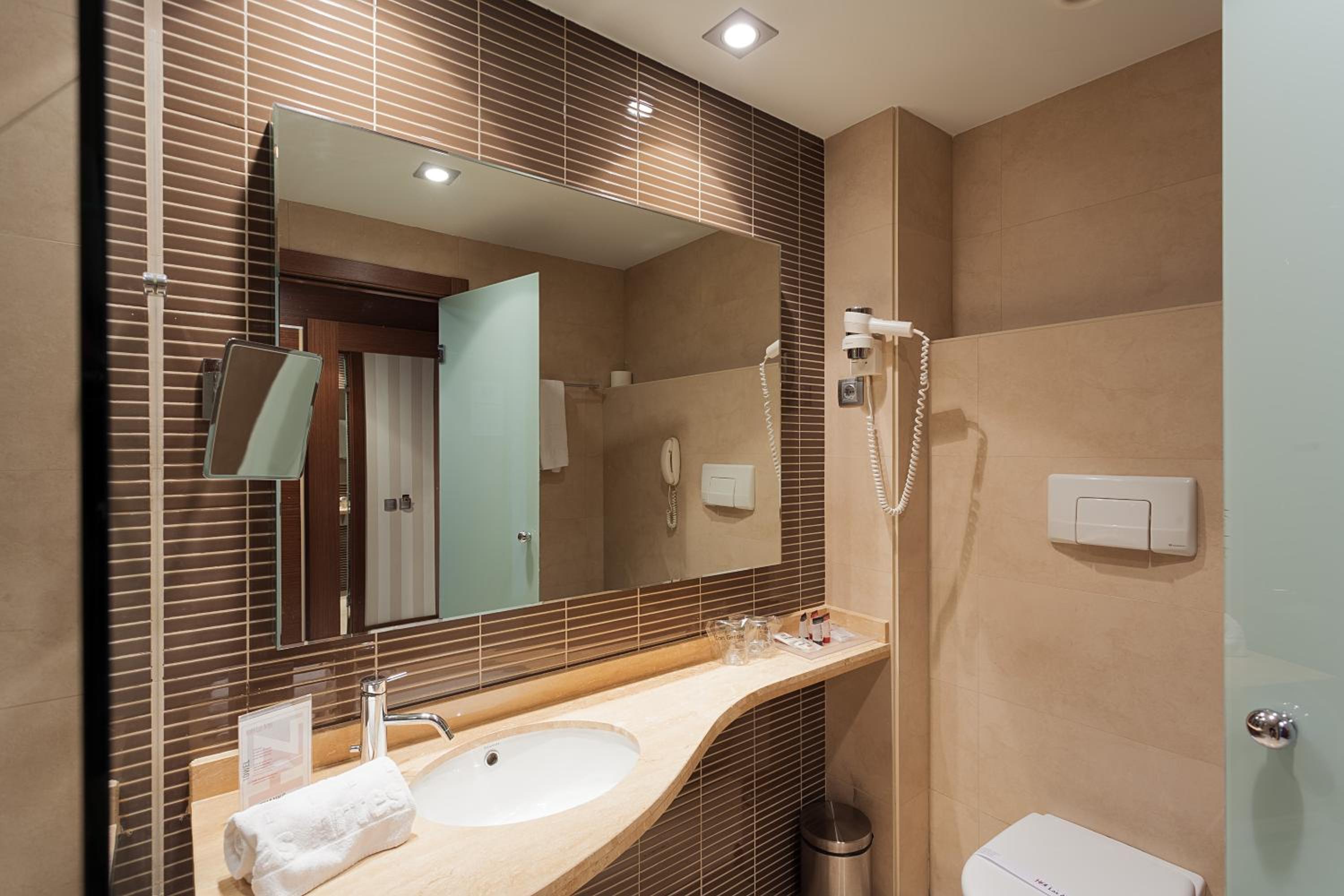 Double Or Twin Room photo 2