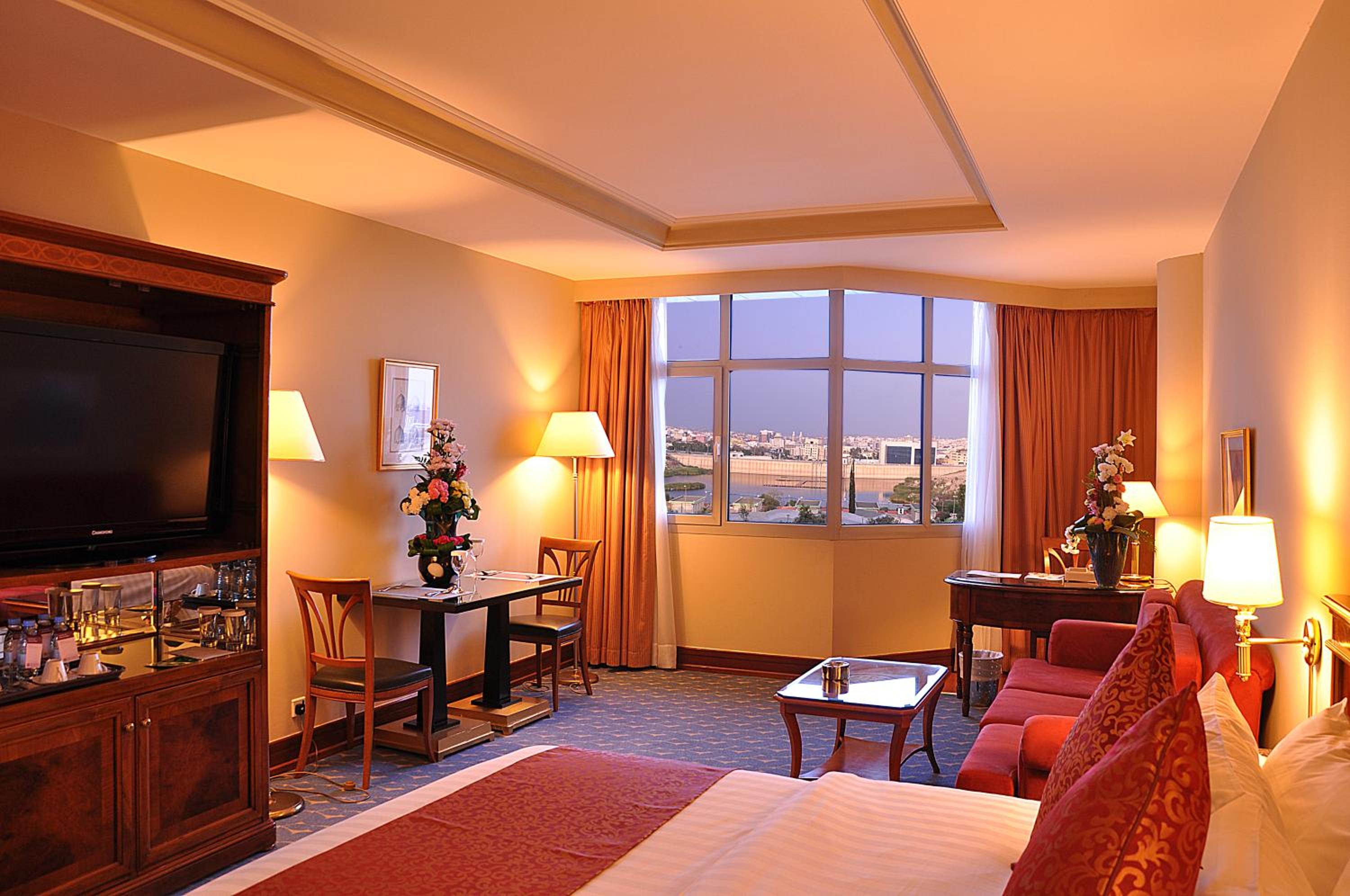 Deluxe Double Room with Lake View