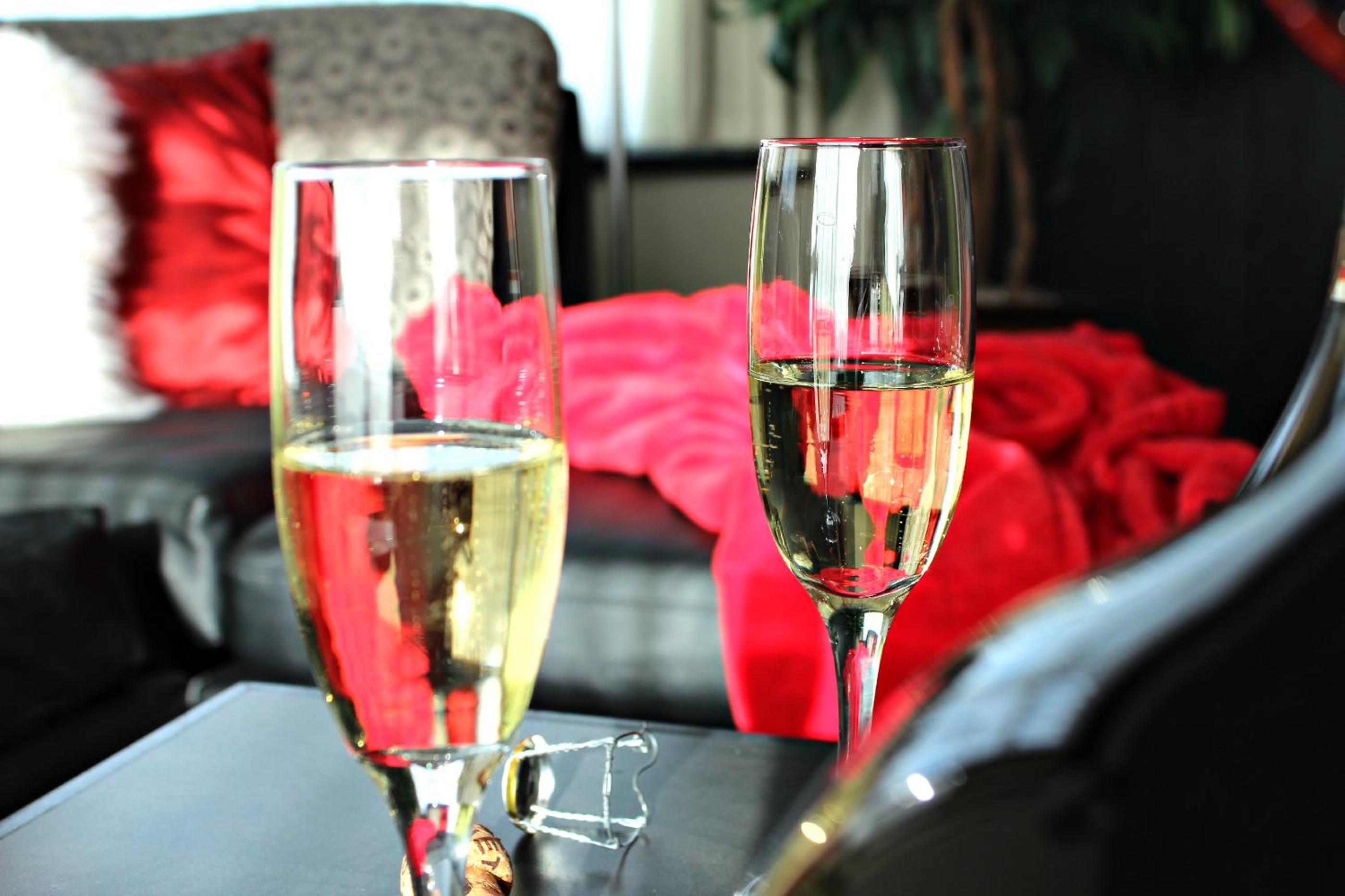 Prestige Suite - Photo 9
