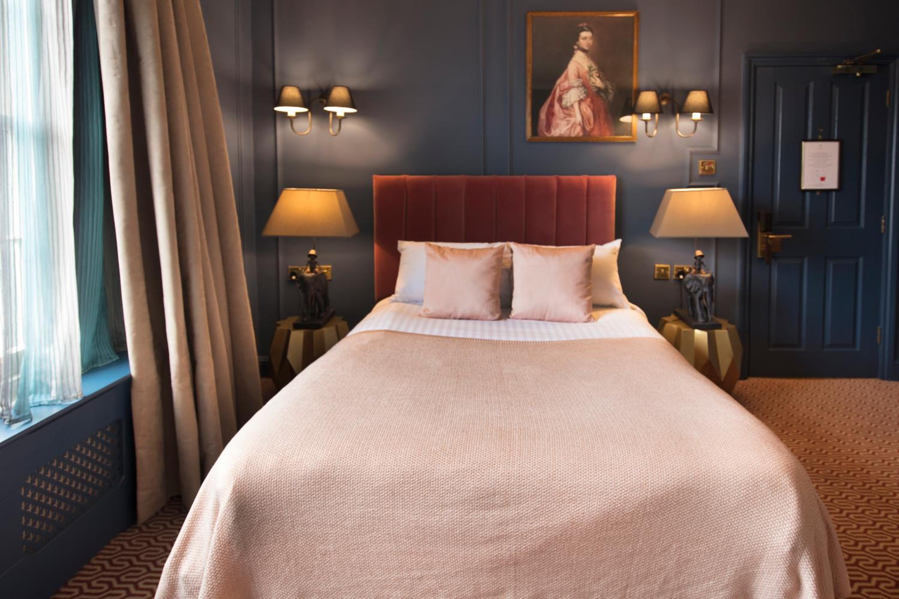 Double Room - Photo 7
