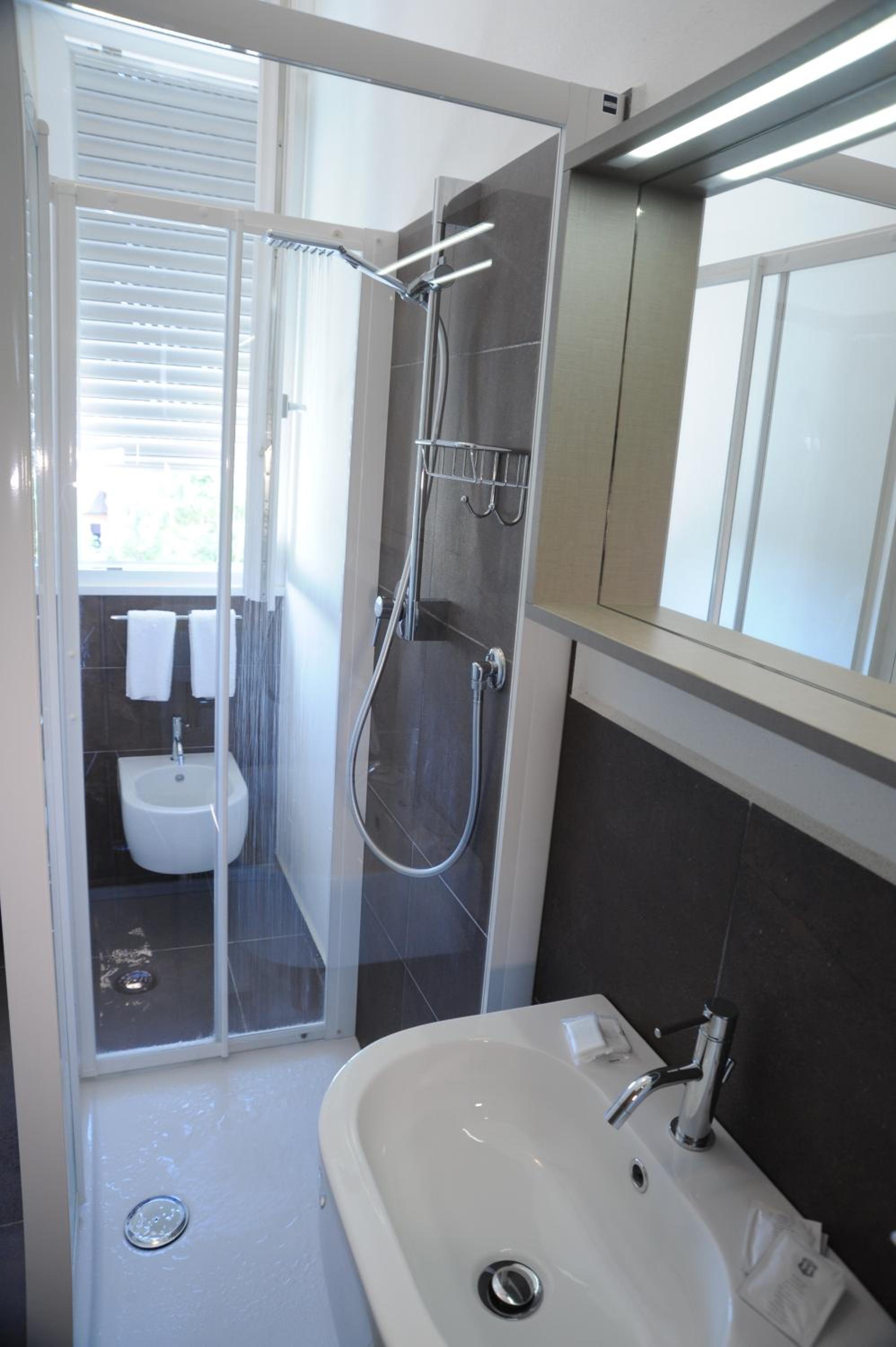 Comfort Double Room - Photo 6