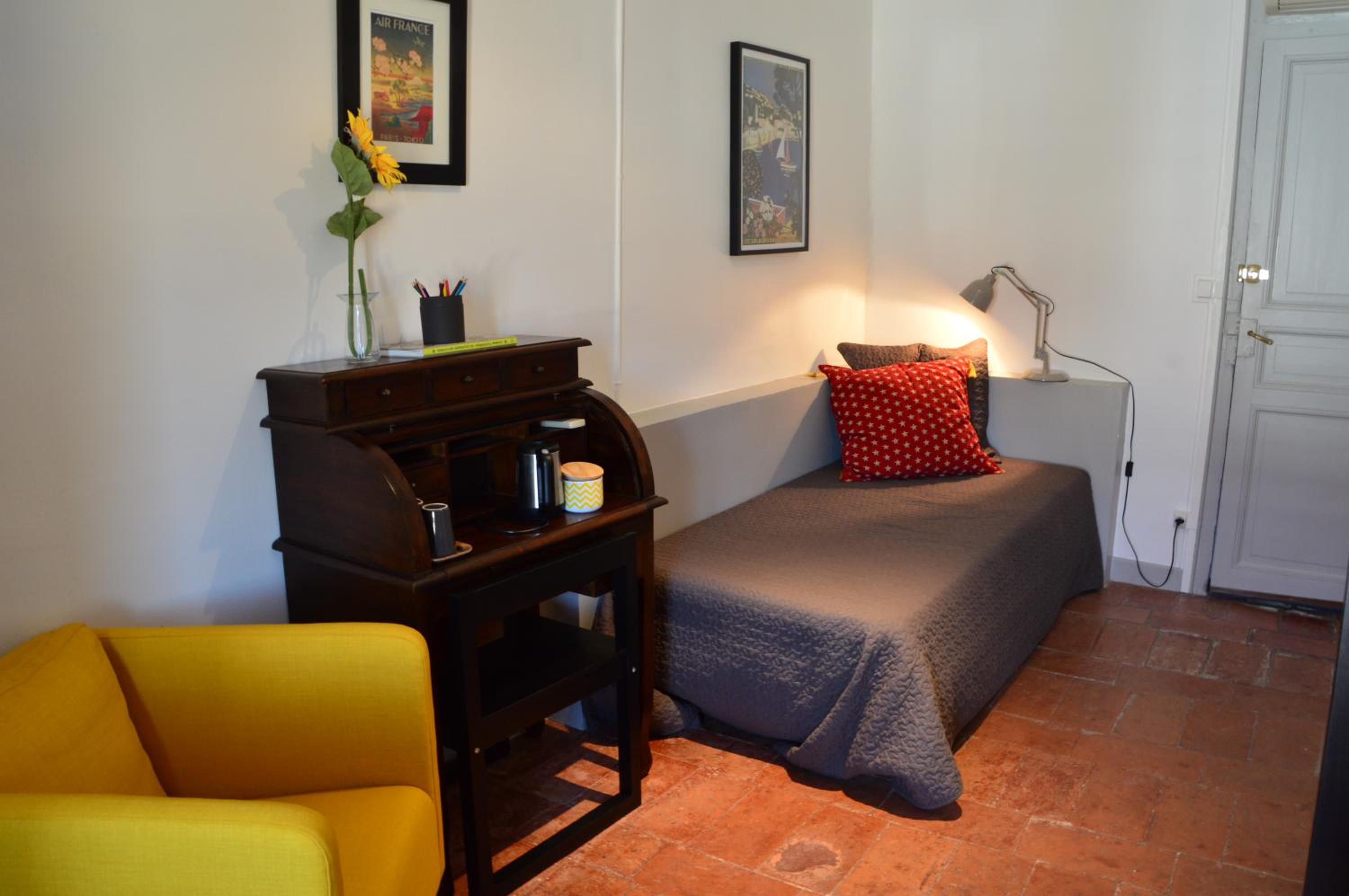 Double Room with Extra Bed photo 2