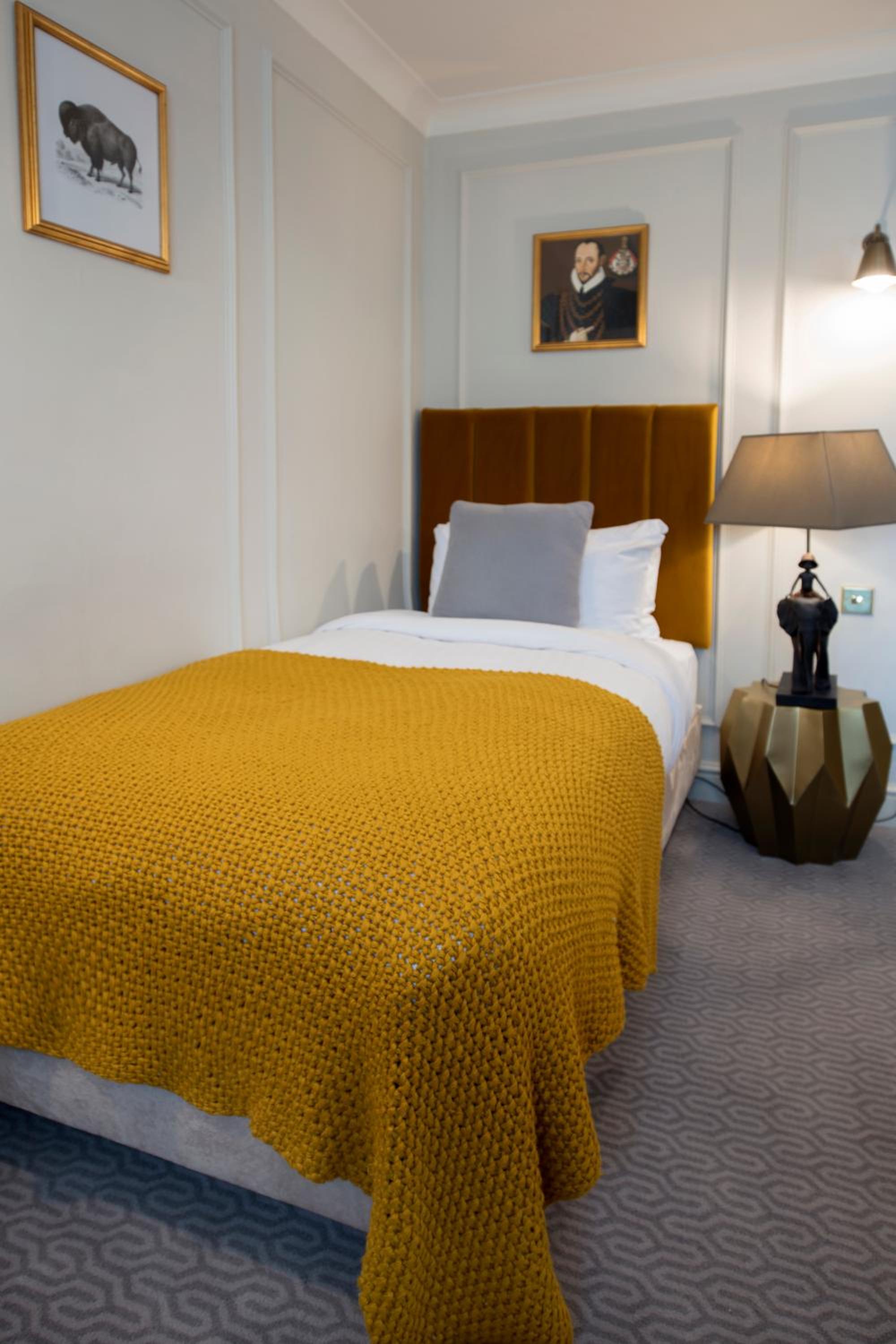 Single Room photo 1