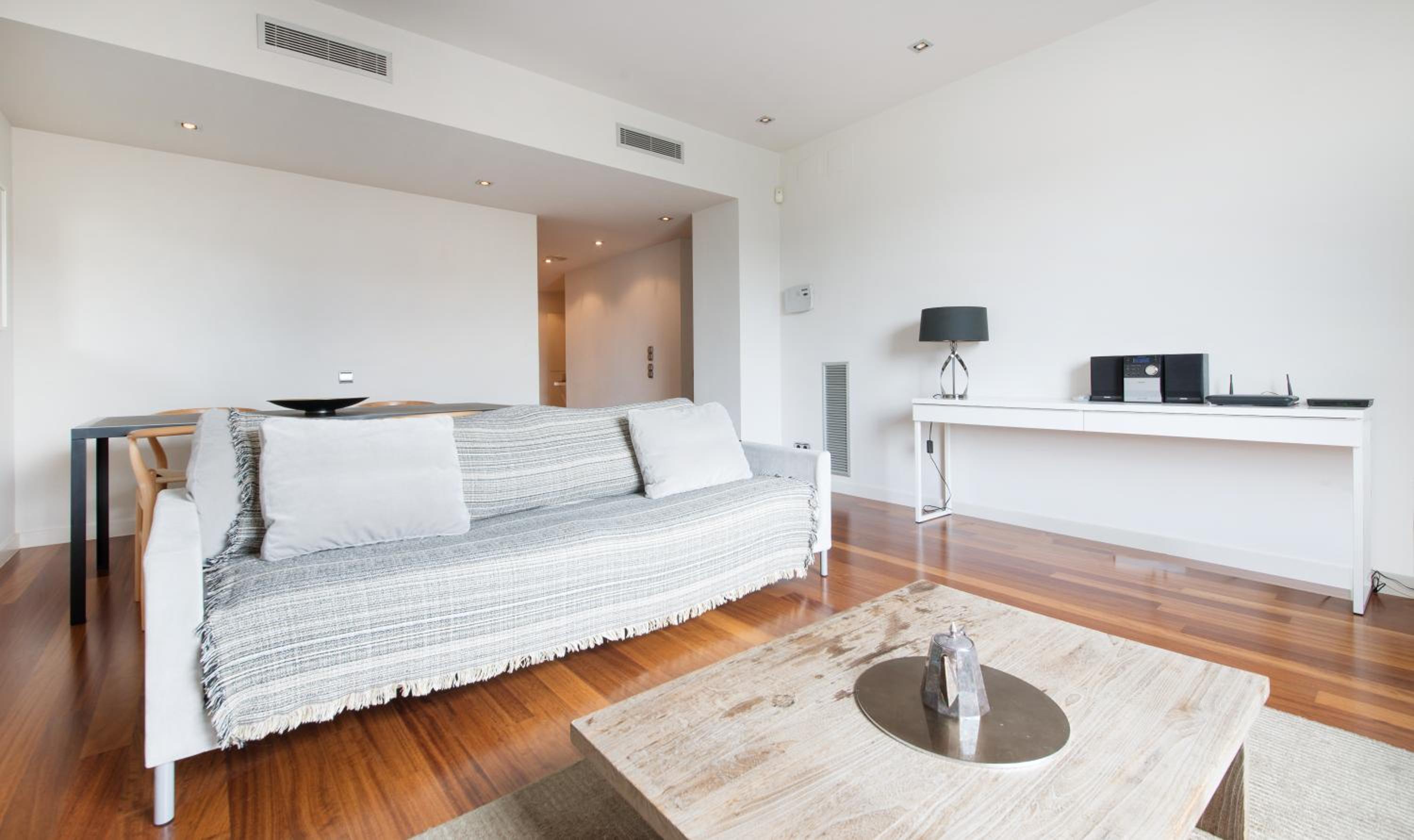 Superior Two-Bedroom Apartment - Paseo de Gracia 16 photo 2