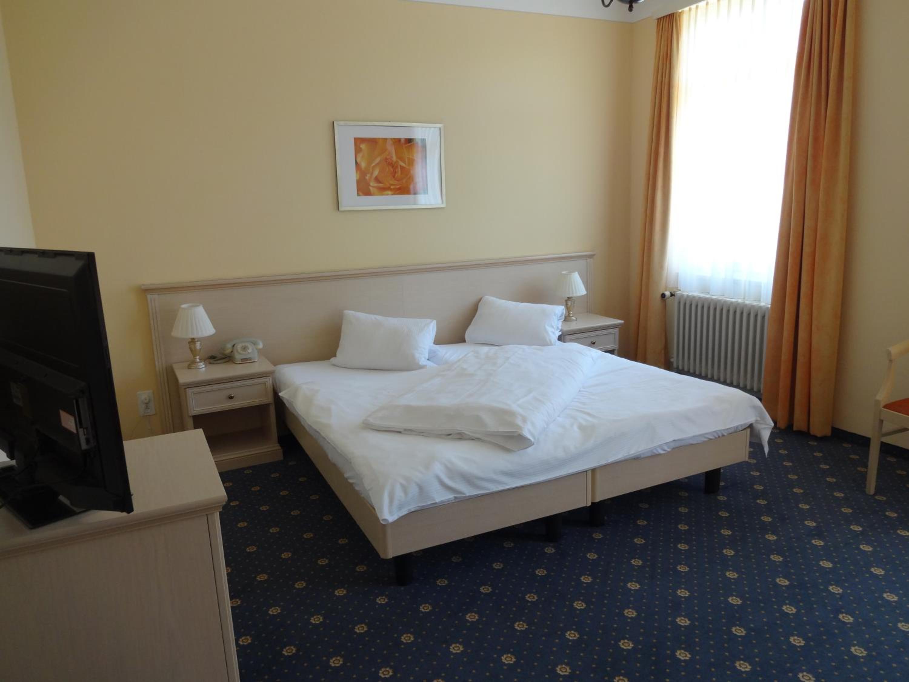 Superior Double Room with Lake View photo 1