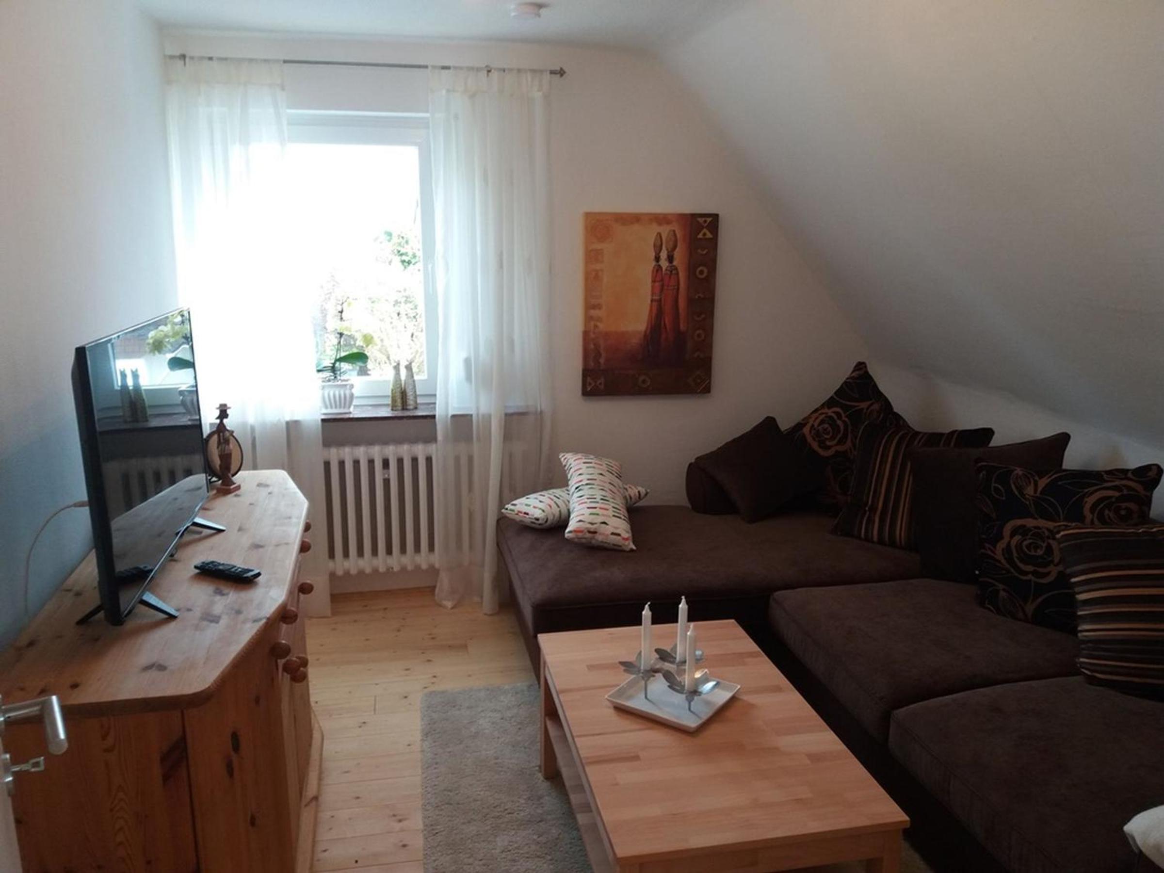 One-Bedroom Apartment photo 1