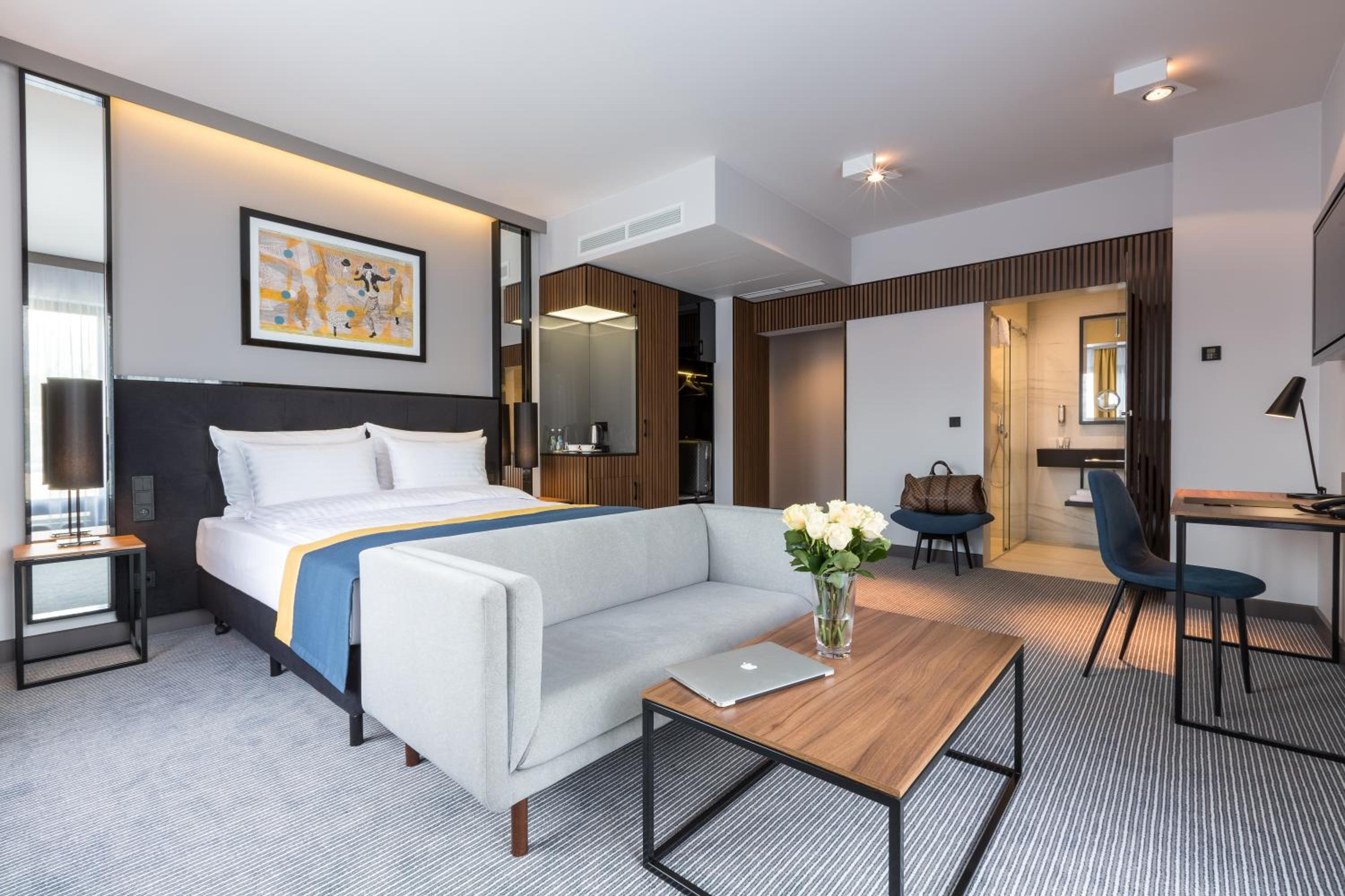 Premium Double Room with Terrace photo 3