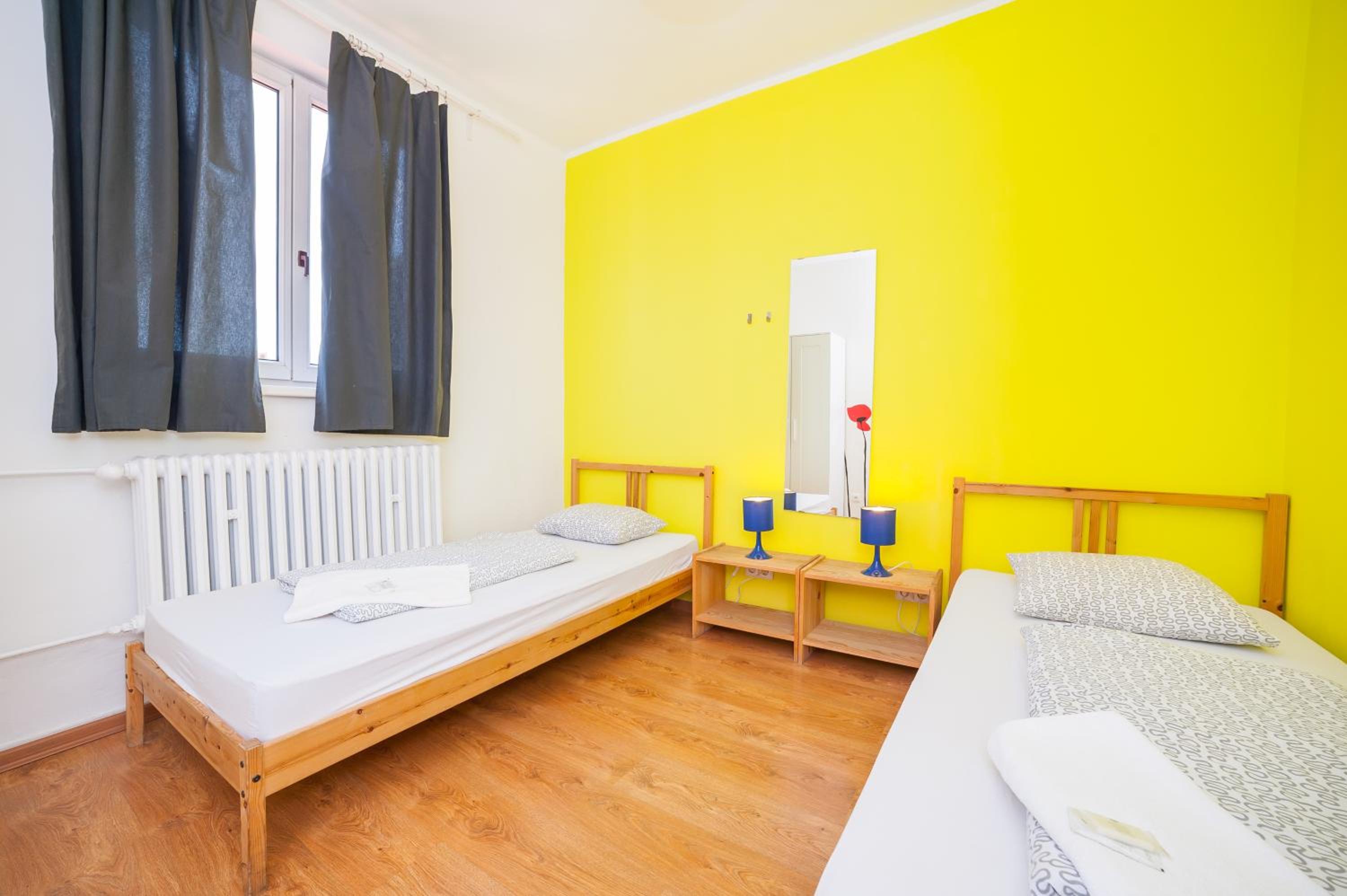 Two-Bedroom Apartment - Photo 6