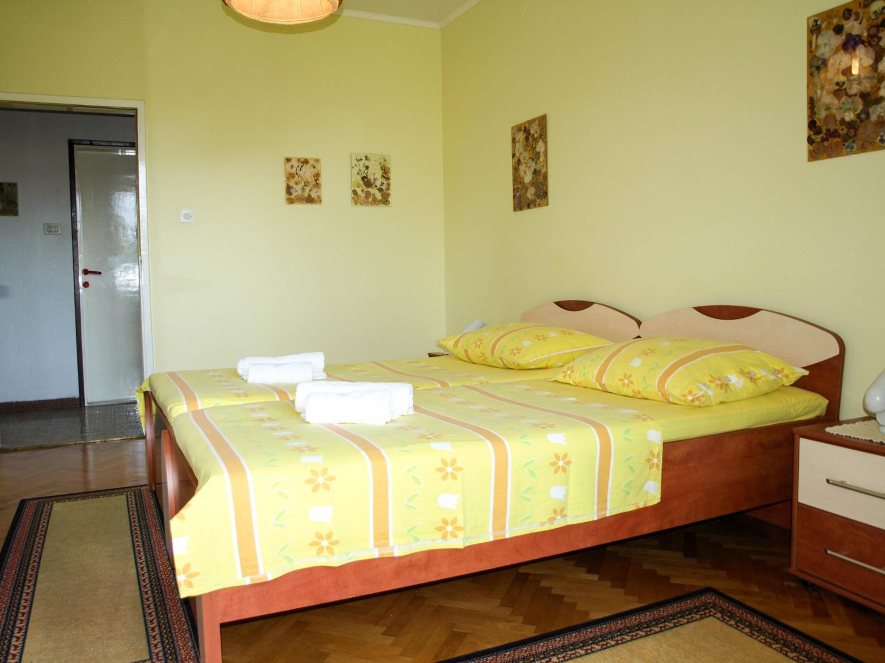 Double Room with Shared Bathroom