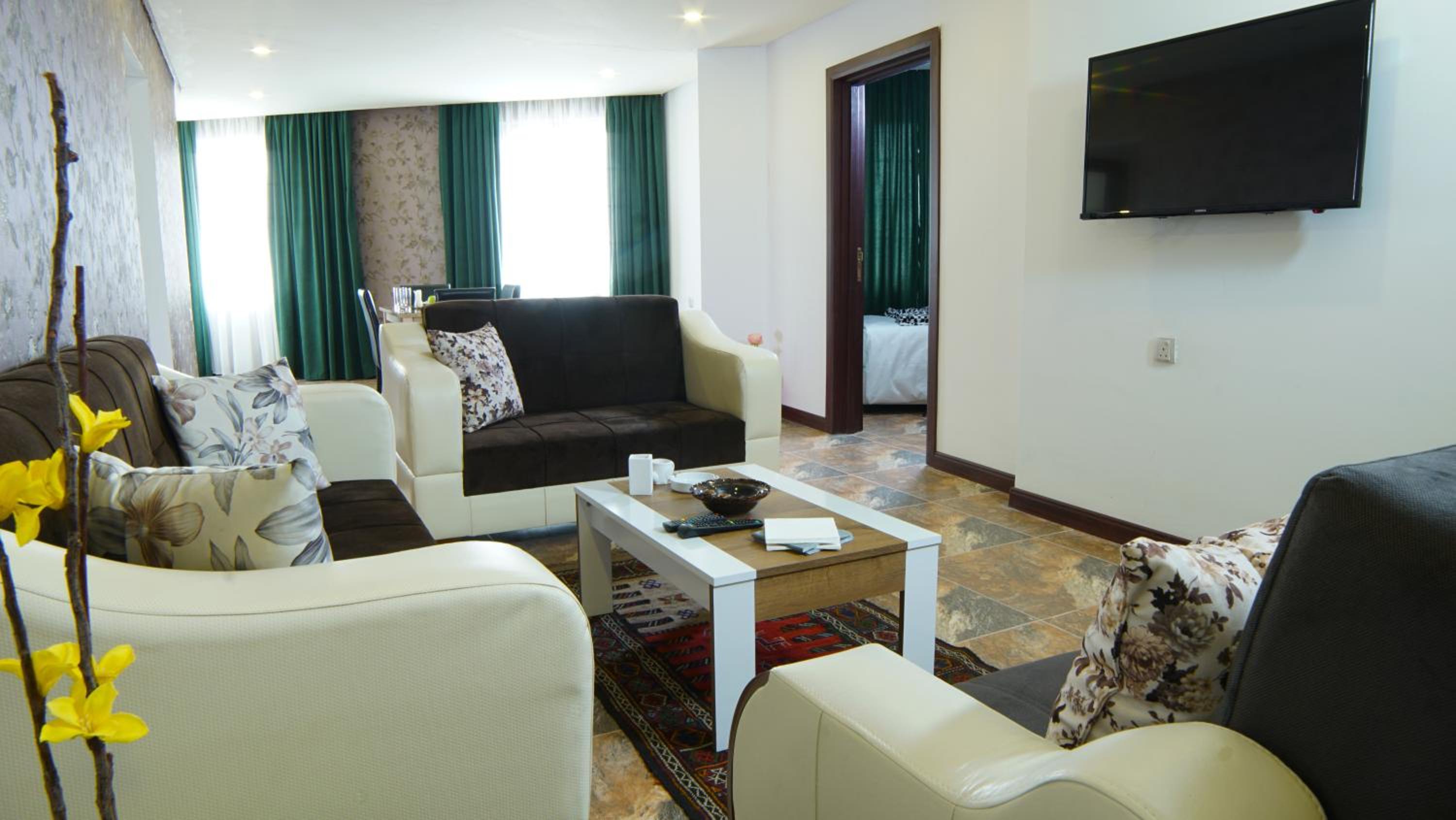 Suite photo 2