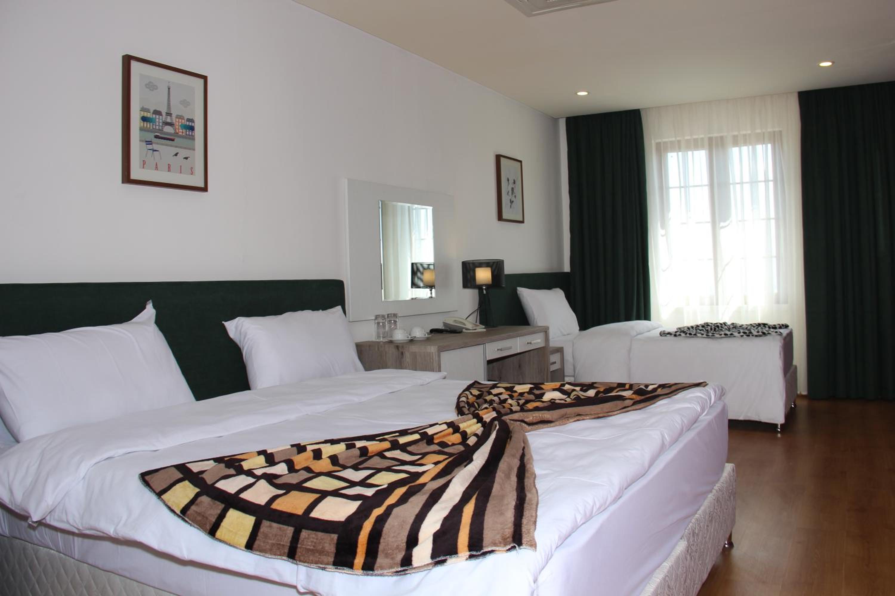 Standard Triple Room photo 1
