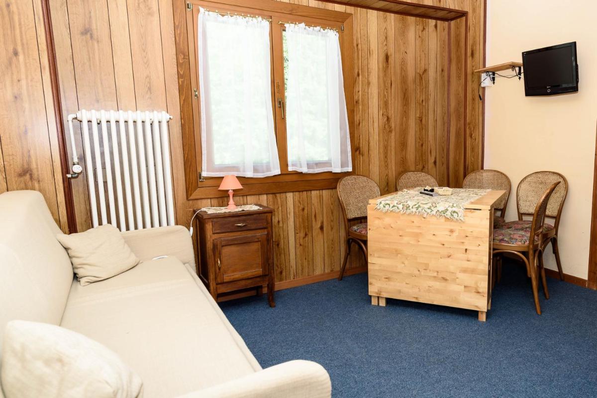 One-Bedroom Apartment (4 Adults) photo 3
