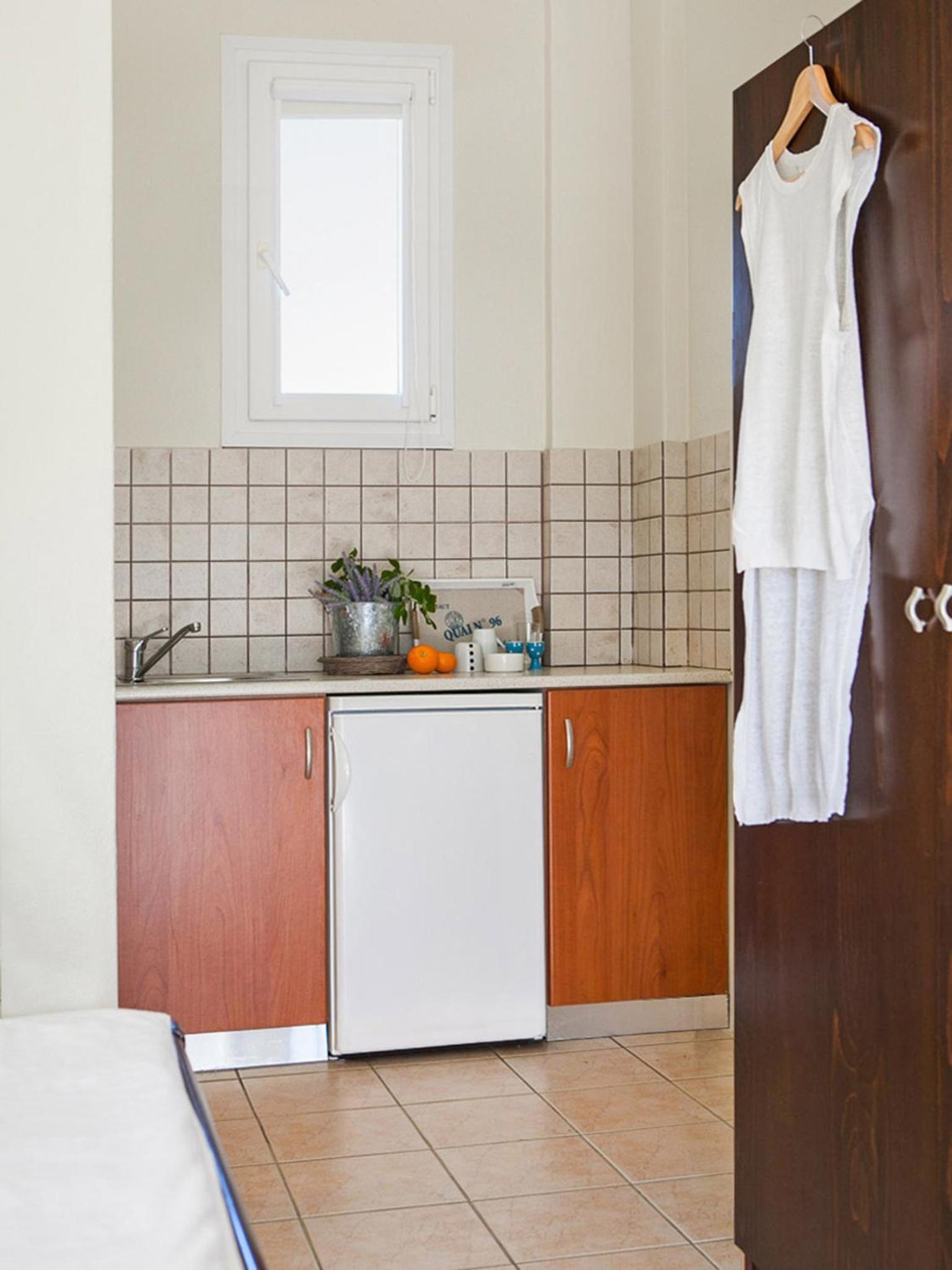 Double Room with Kitchenette photo 2