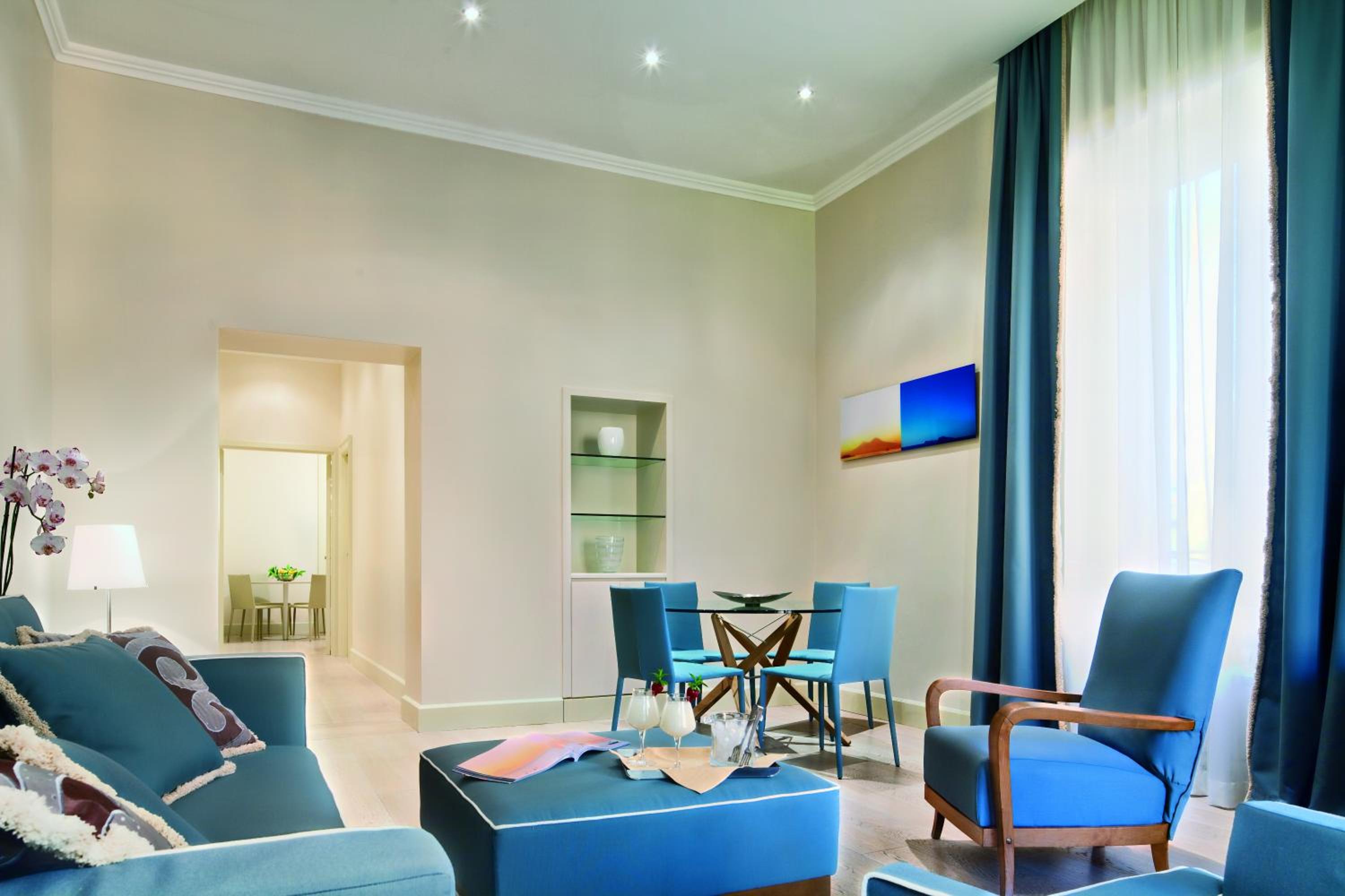 Deluxe Apartment thumbnail 6