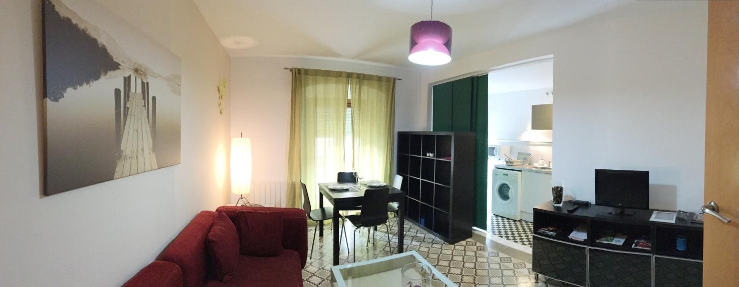 Apartment with Balcony photo 3