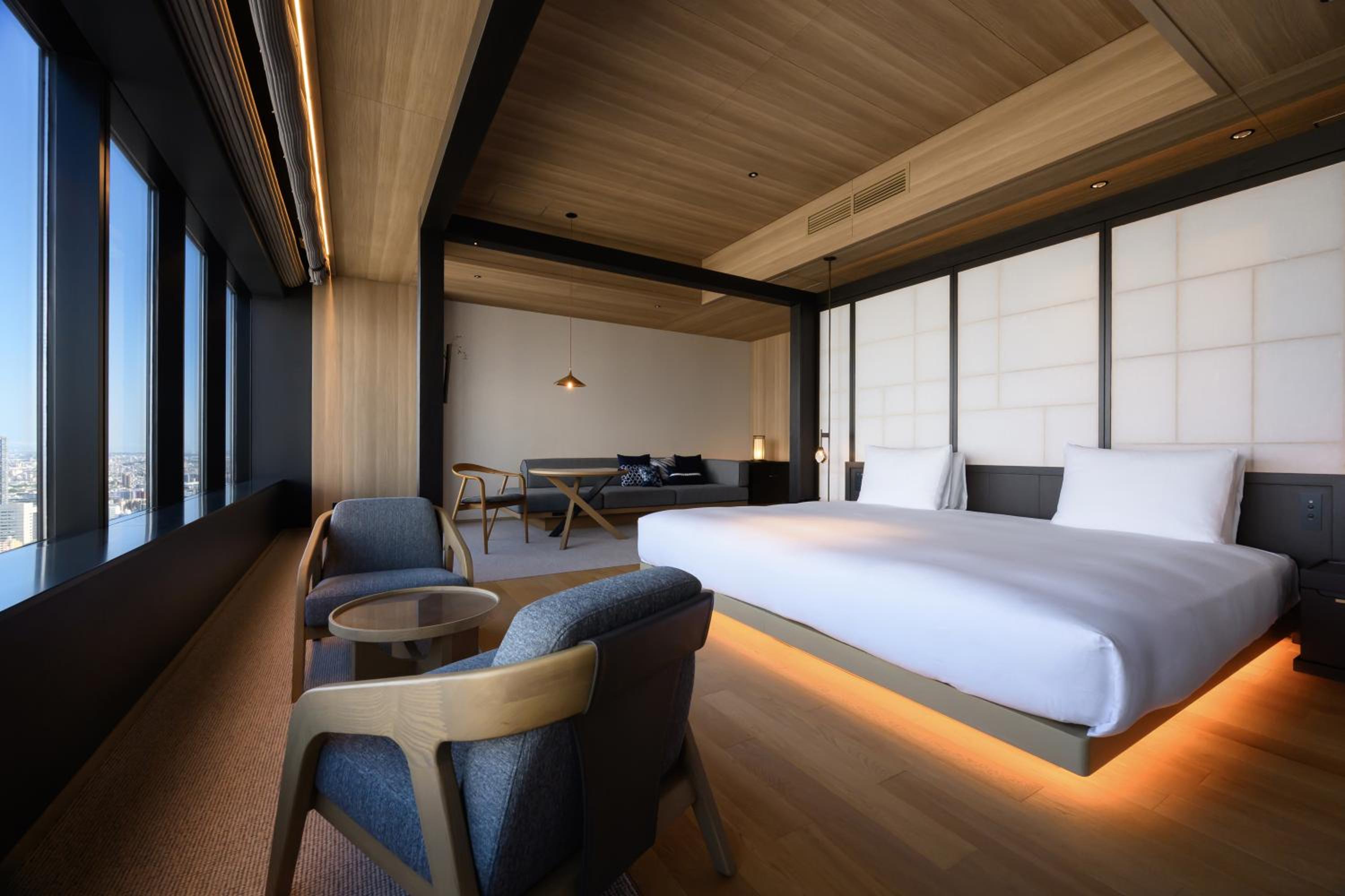 Premium King Room 【Timeless】32F