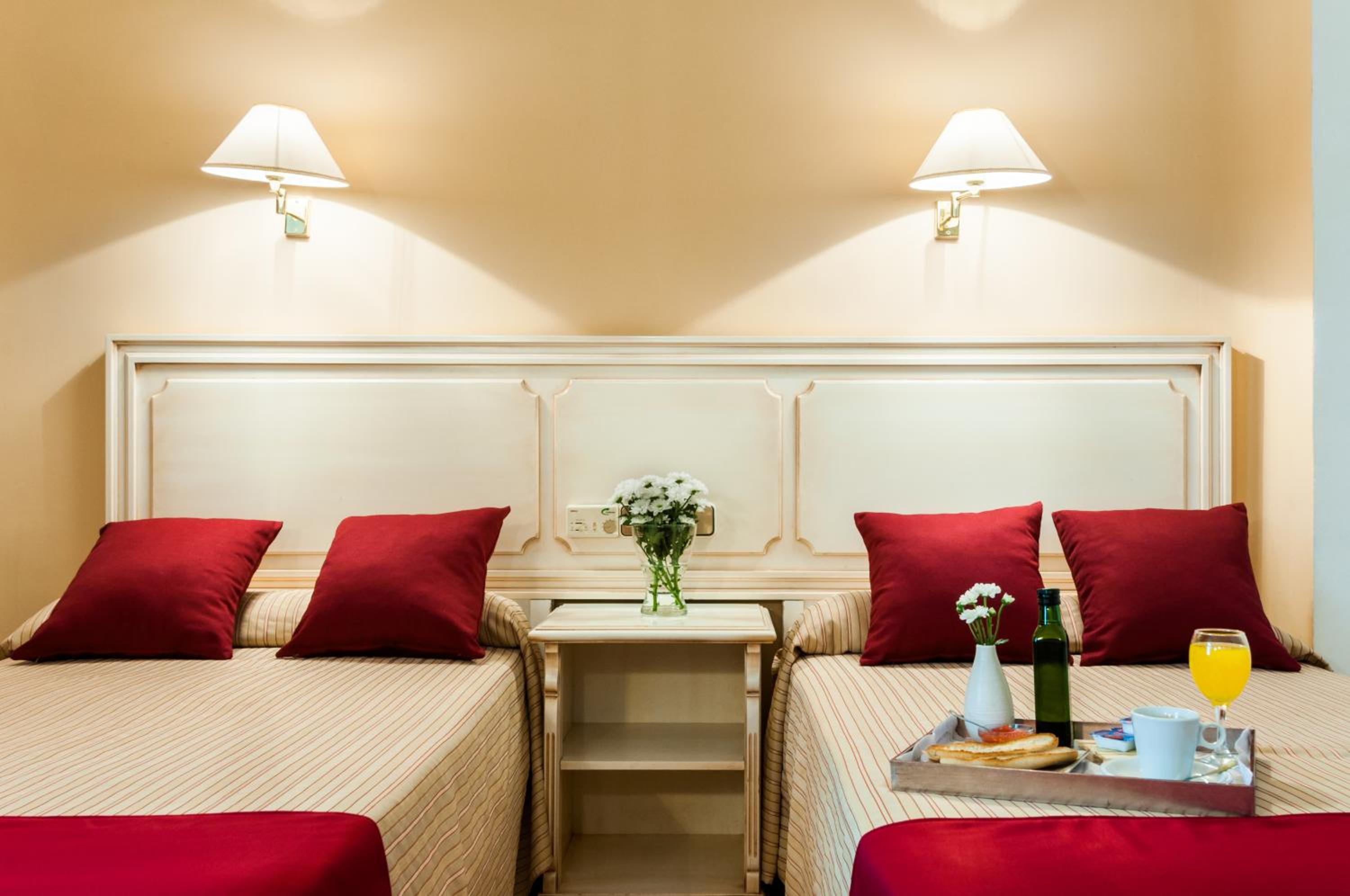 Habitación Doble o con Dos Camas