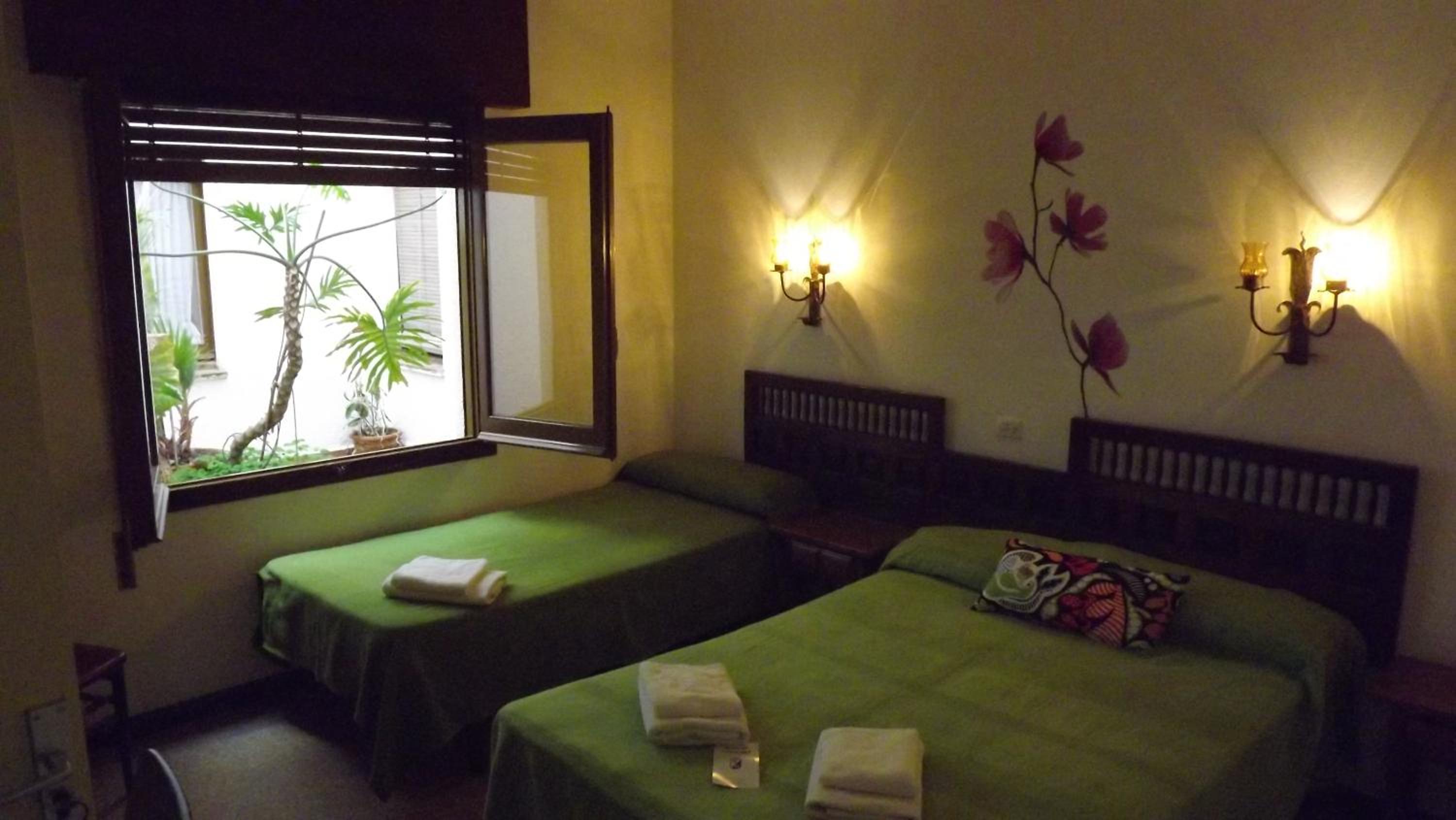 Habitación triple interior