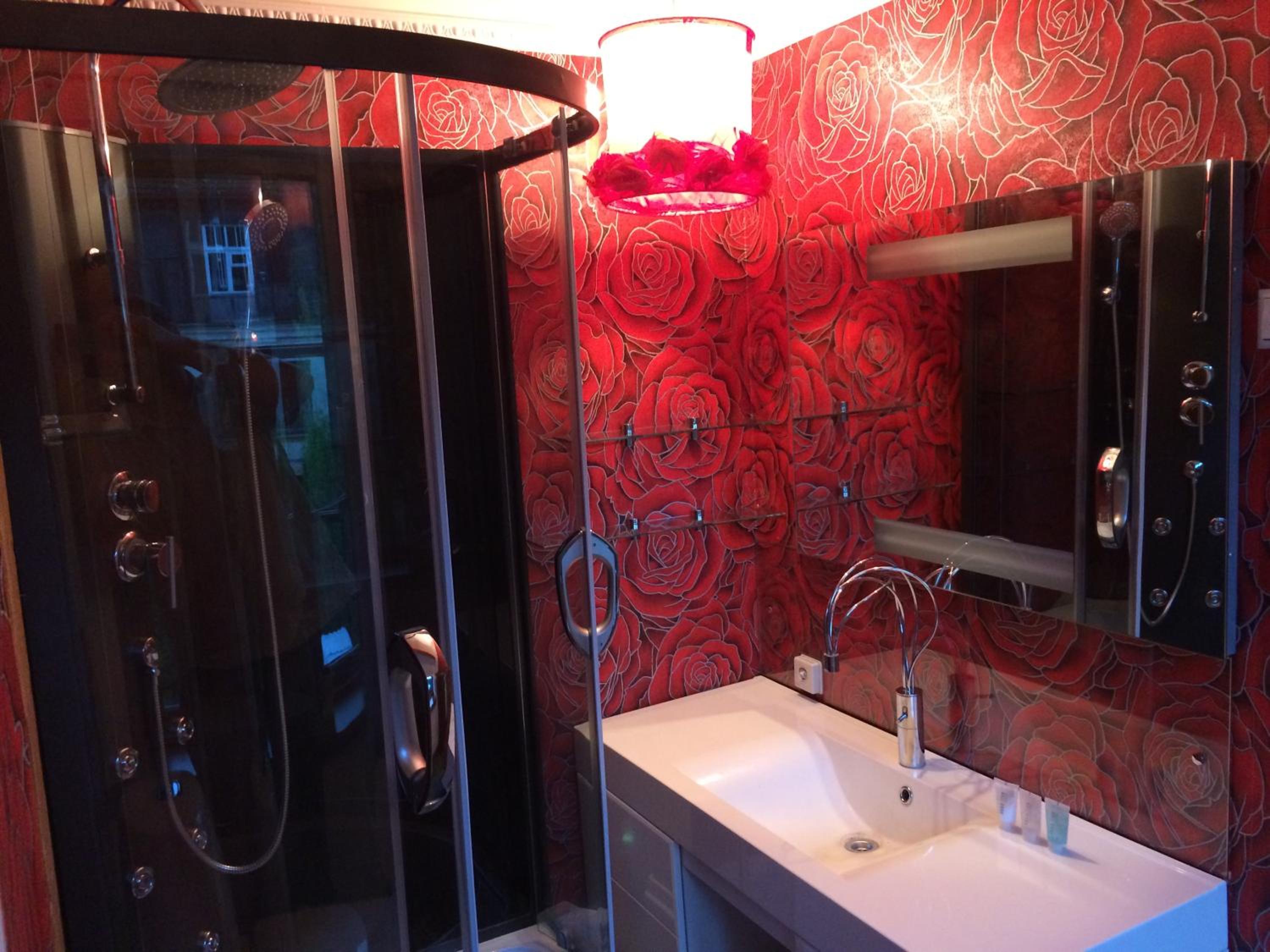 Double Room - Photo 3