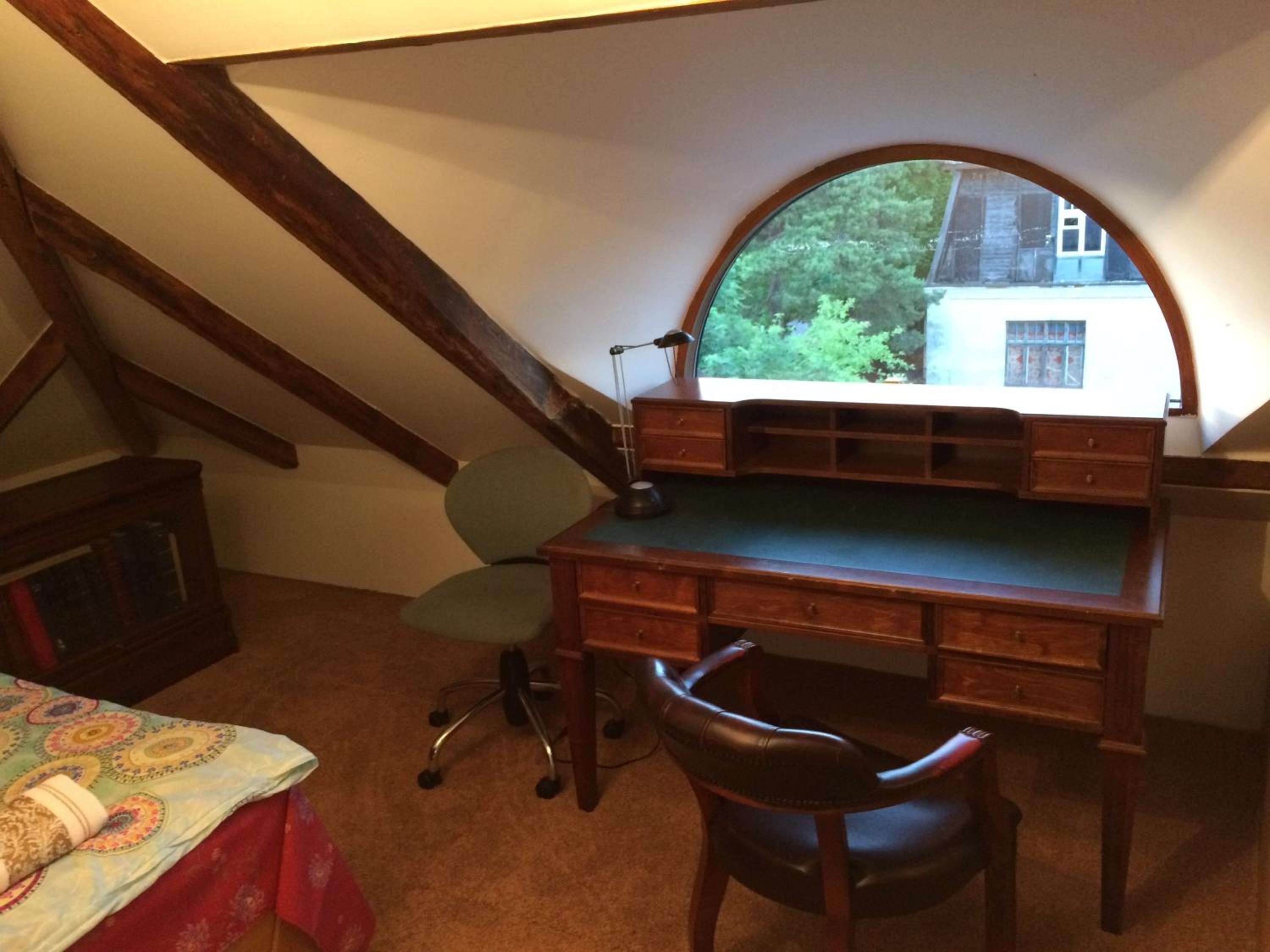 Suite with Balcony - Photo 12