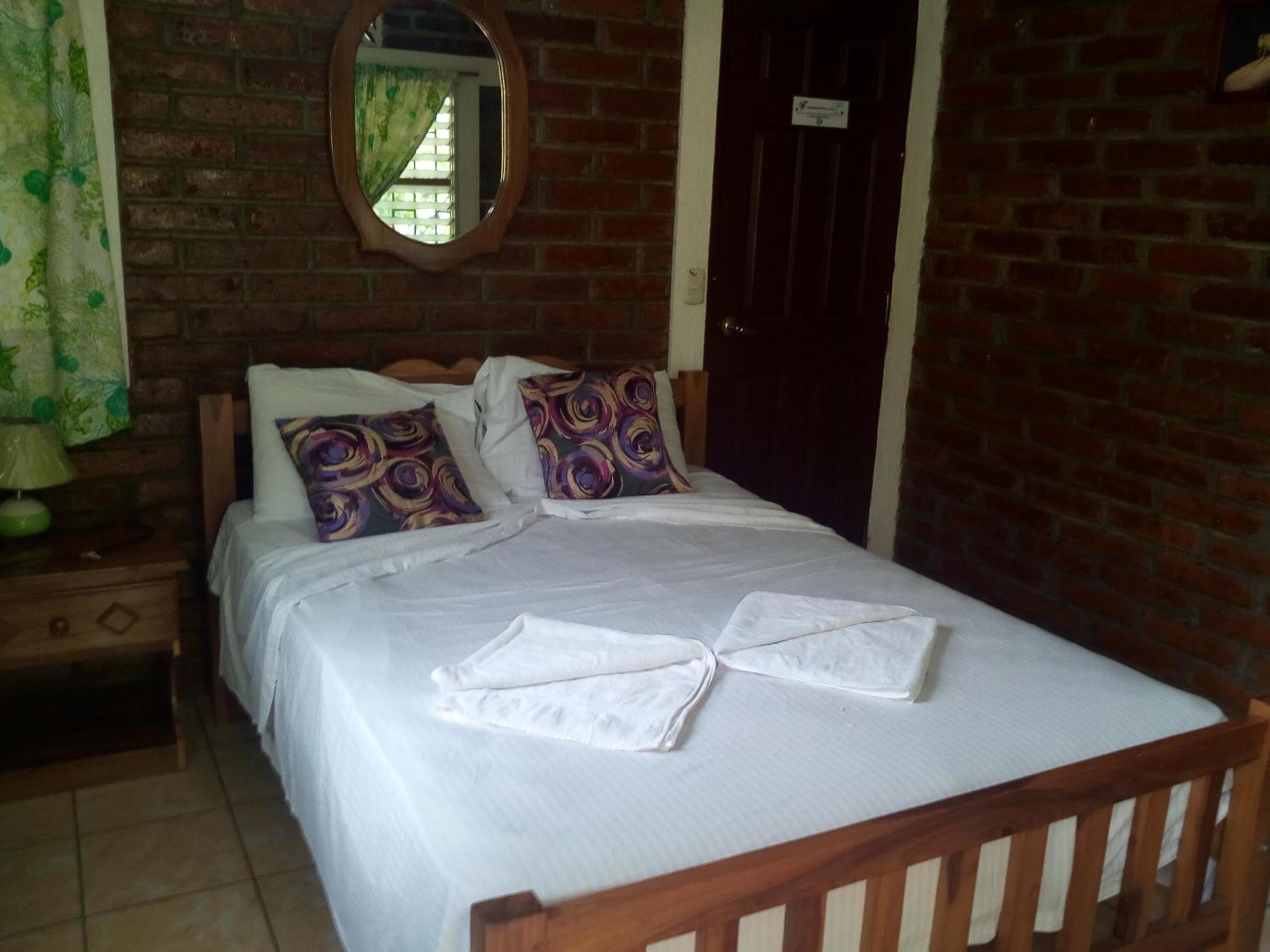 Double Room with Private Bathroom photo 1