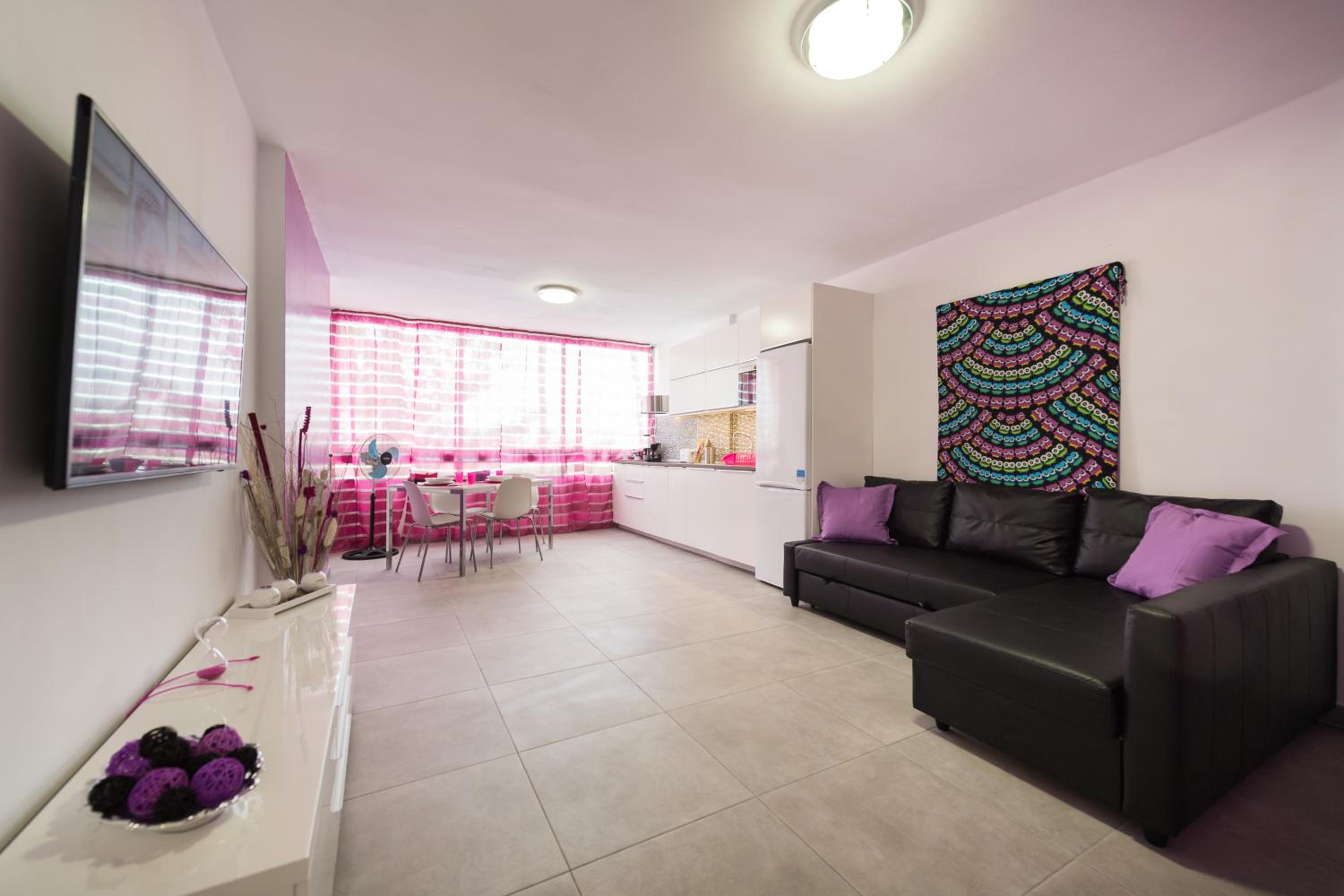 Apartamento con vista a la piscina