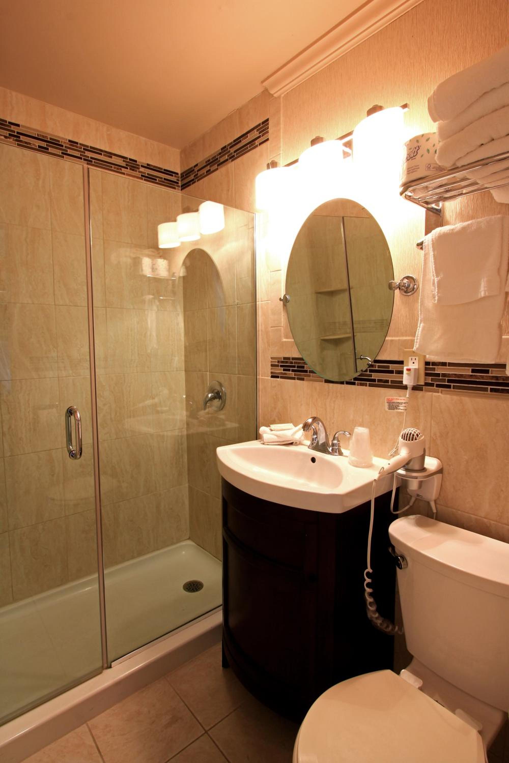 King Suite - Ocean View - Photo 3
