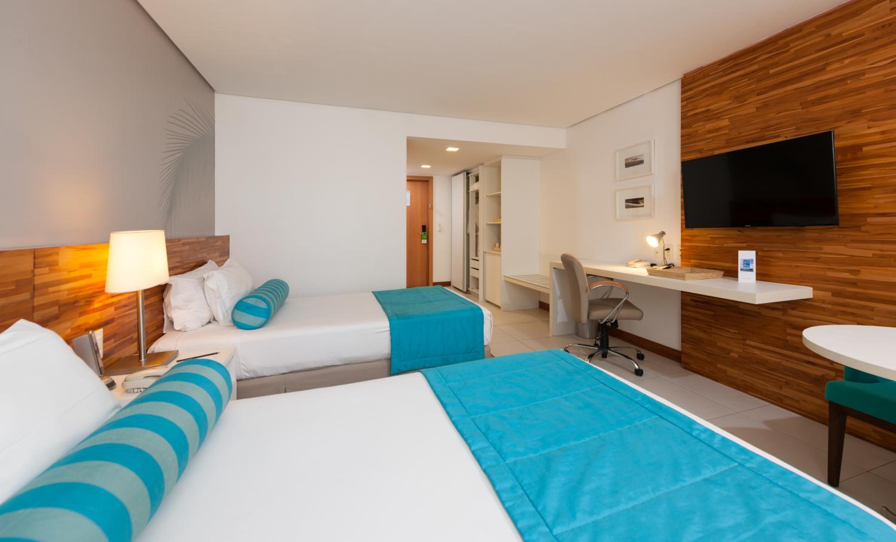 Standard Double Room - Photo 8