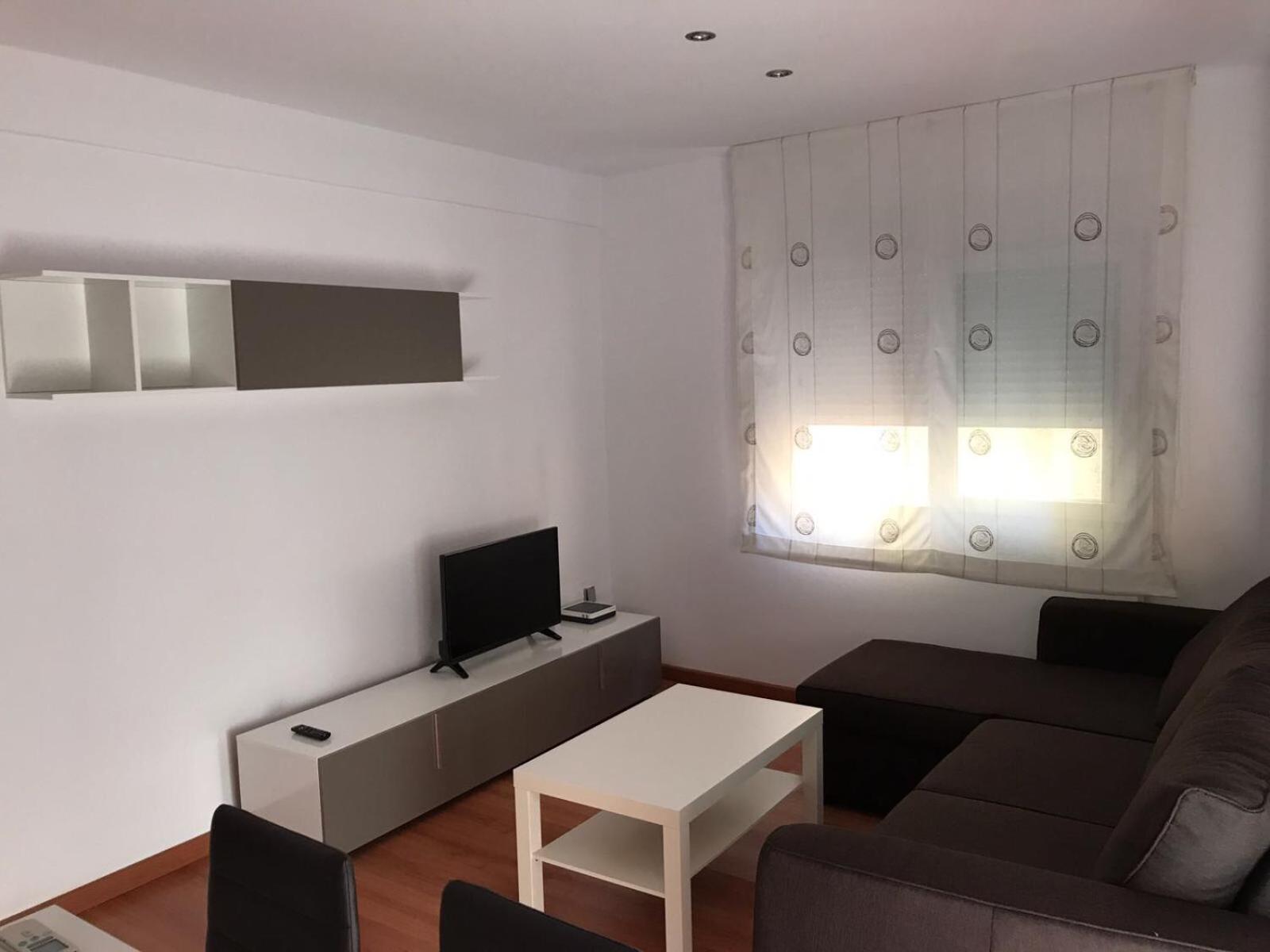 Three-Bedroom Apartment - Photo 28