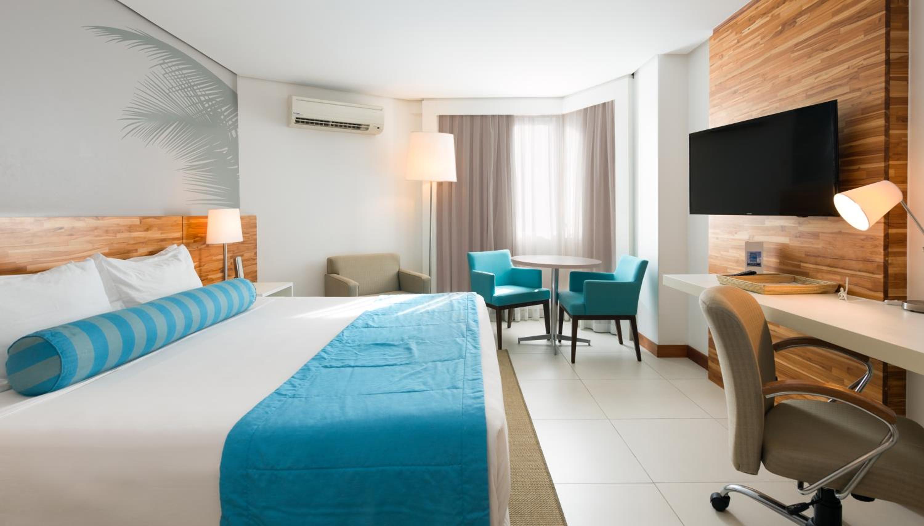 Luxury Double Room thumbnail 5