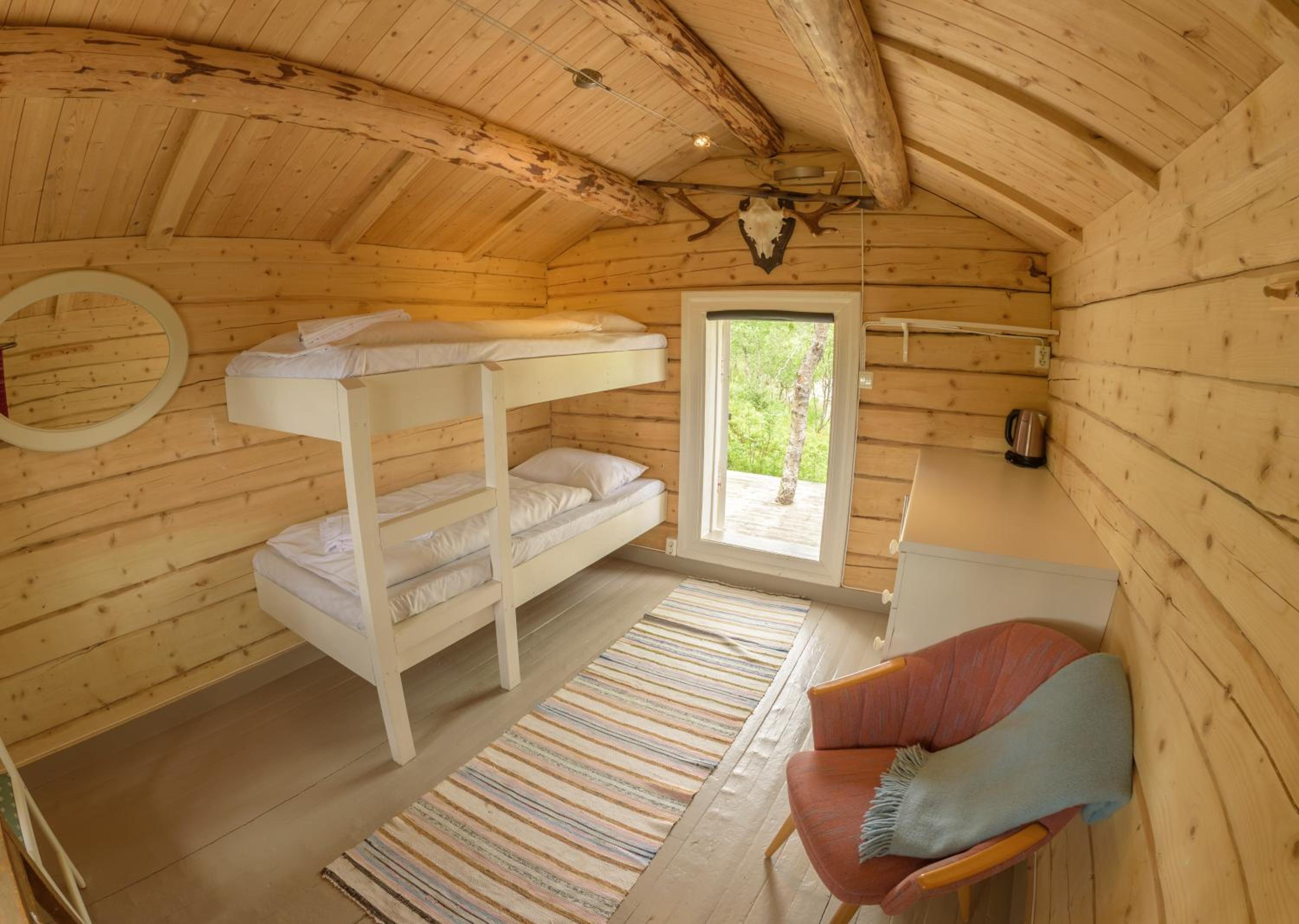 Cottage with Shared Bathroom photo 1