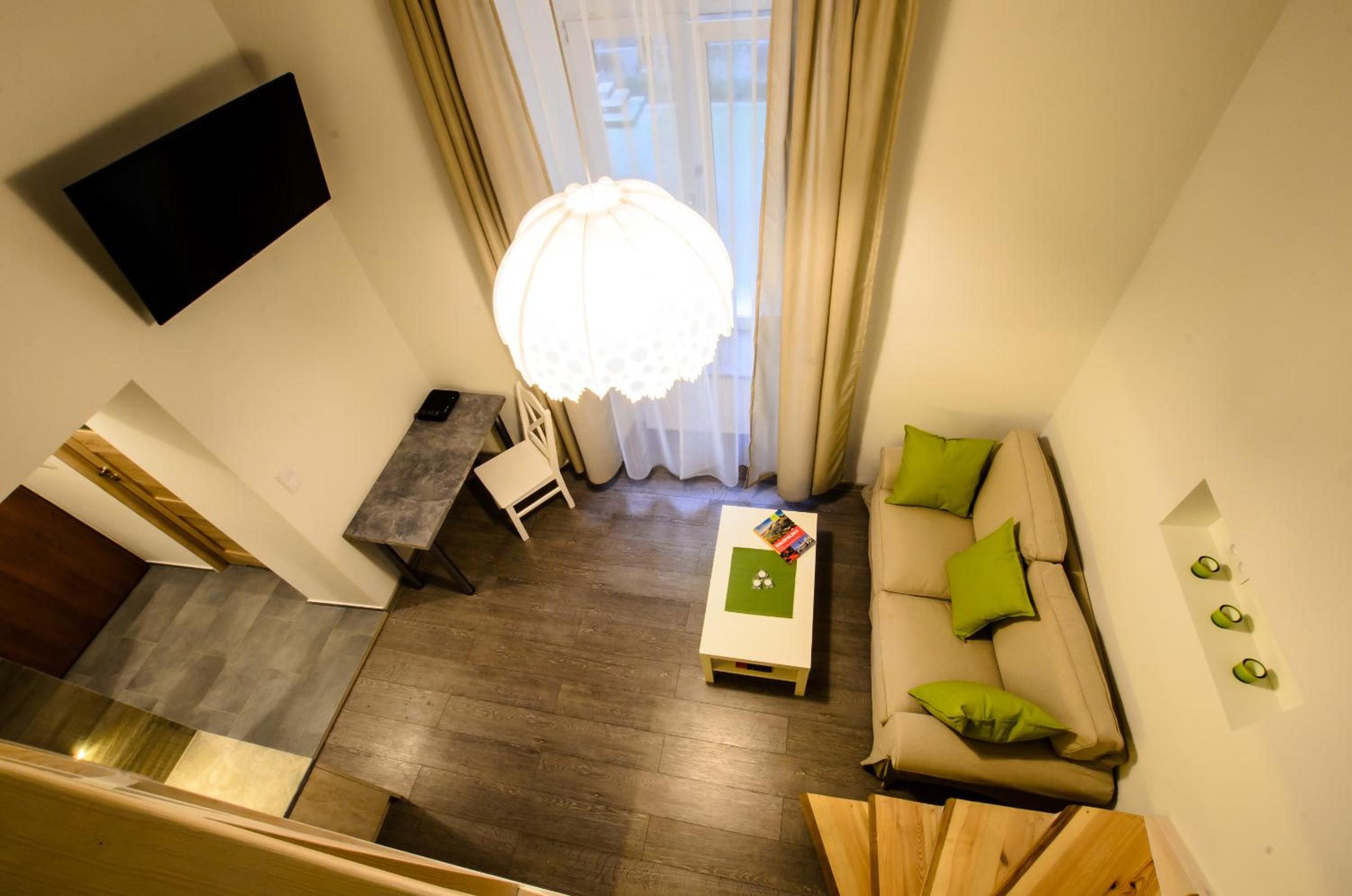 Queen Suite