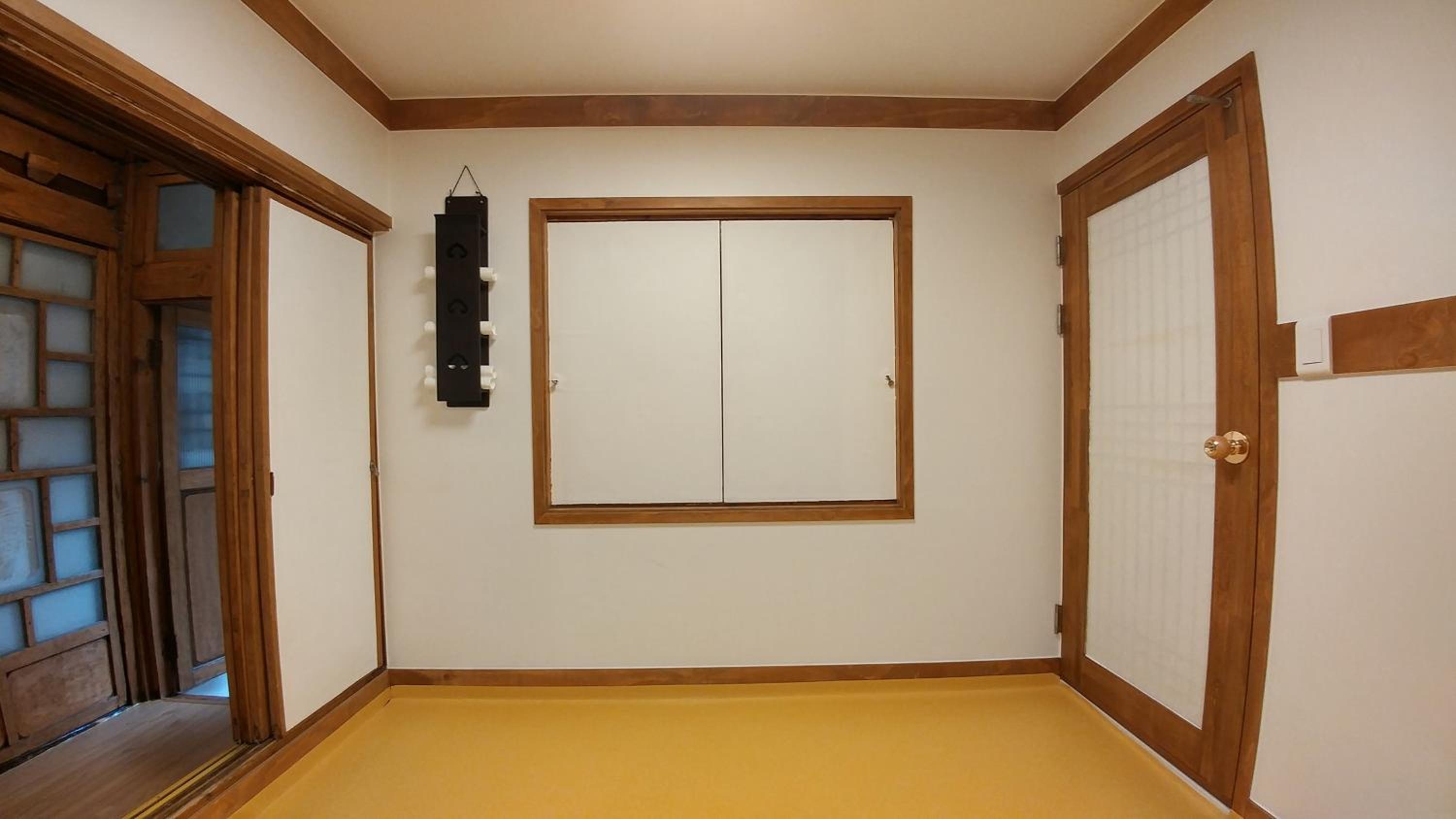 Quadruple Room with Private Bathroom - Photo 1