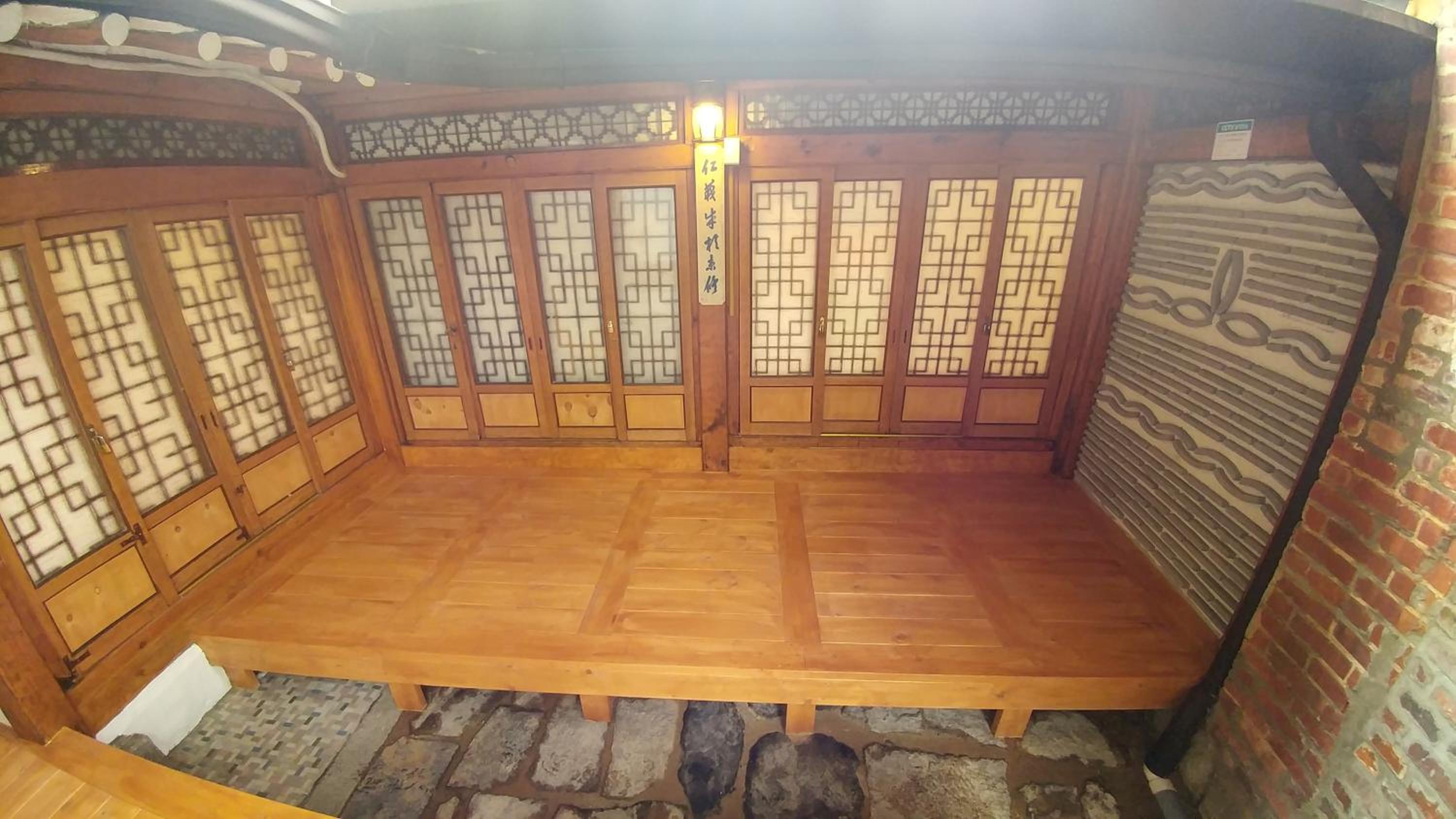 Quadruple Room with Private Bathroom - Photo 5