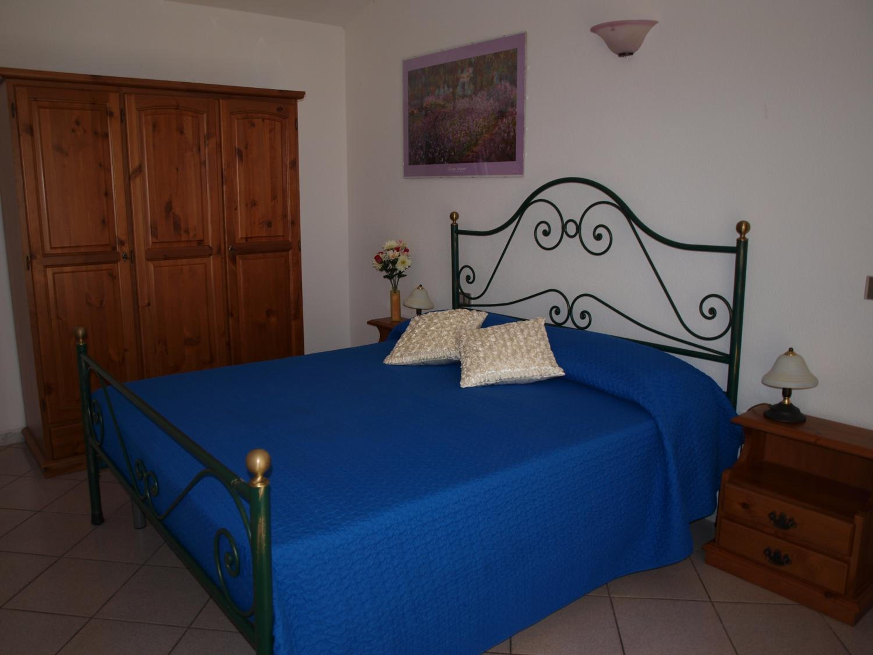 Two-Bedroom Townhouse - Photo 14