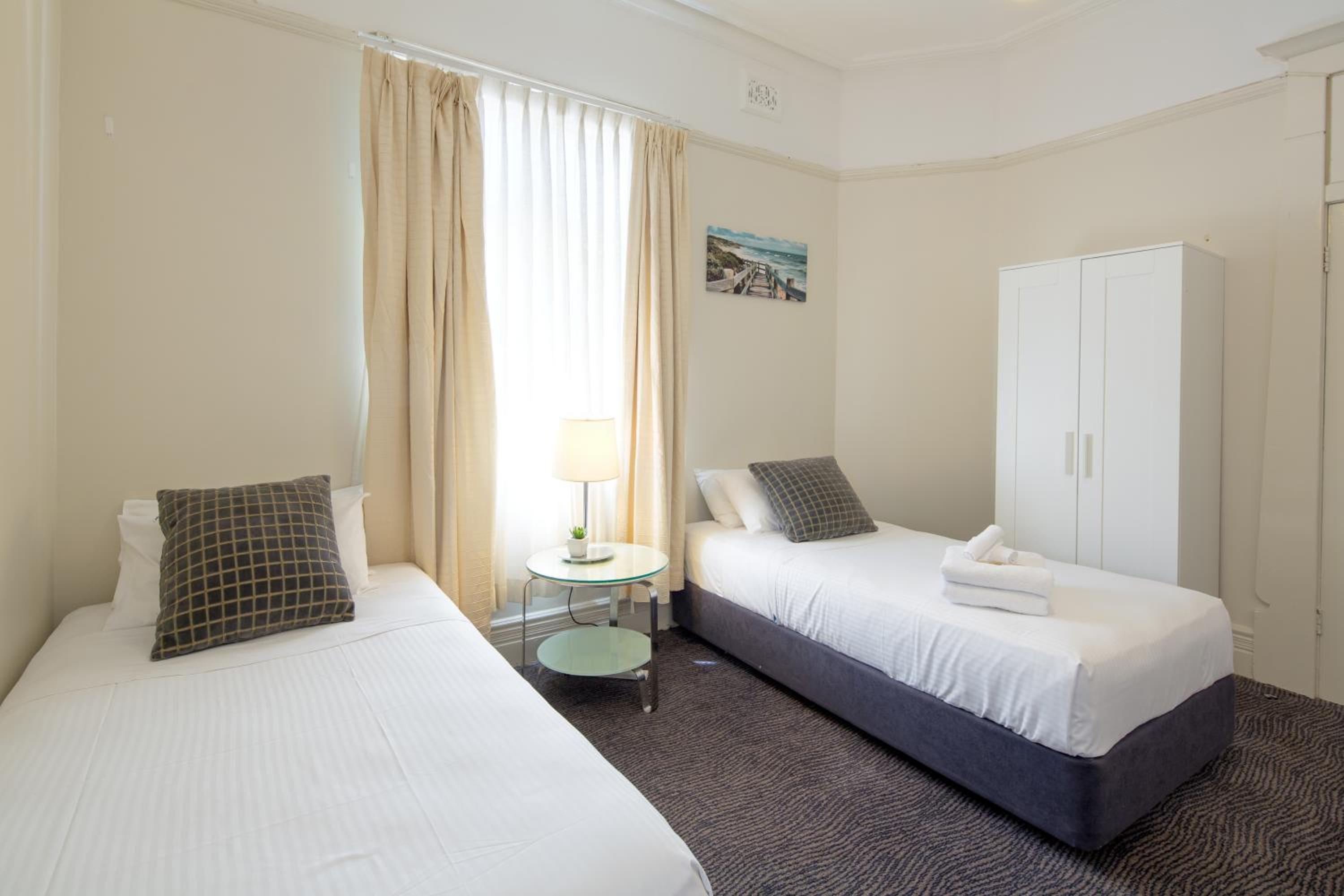 Twin Room with Private Bathroom