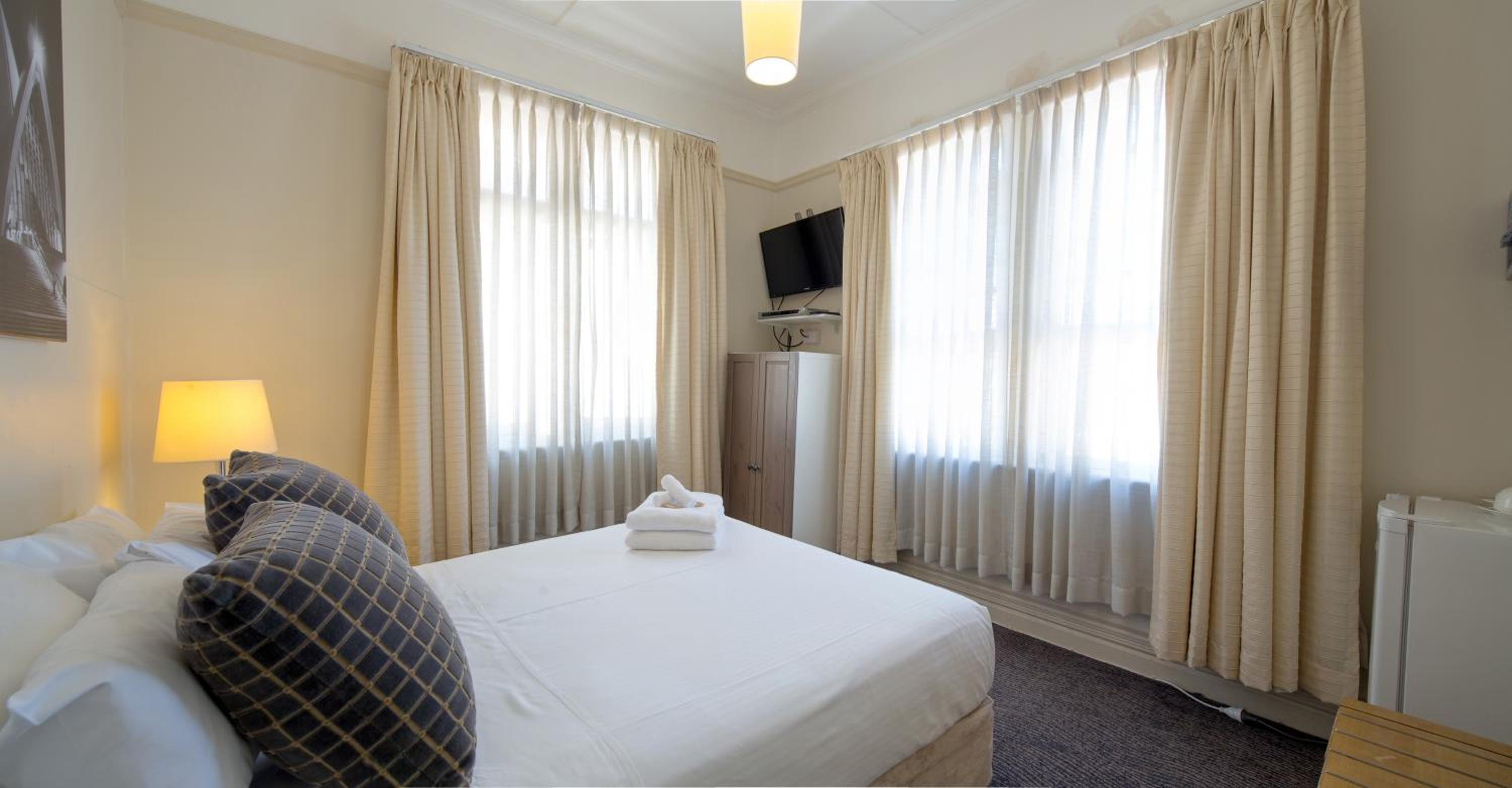 Double Room with Shared Bathroom